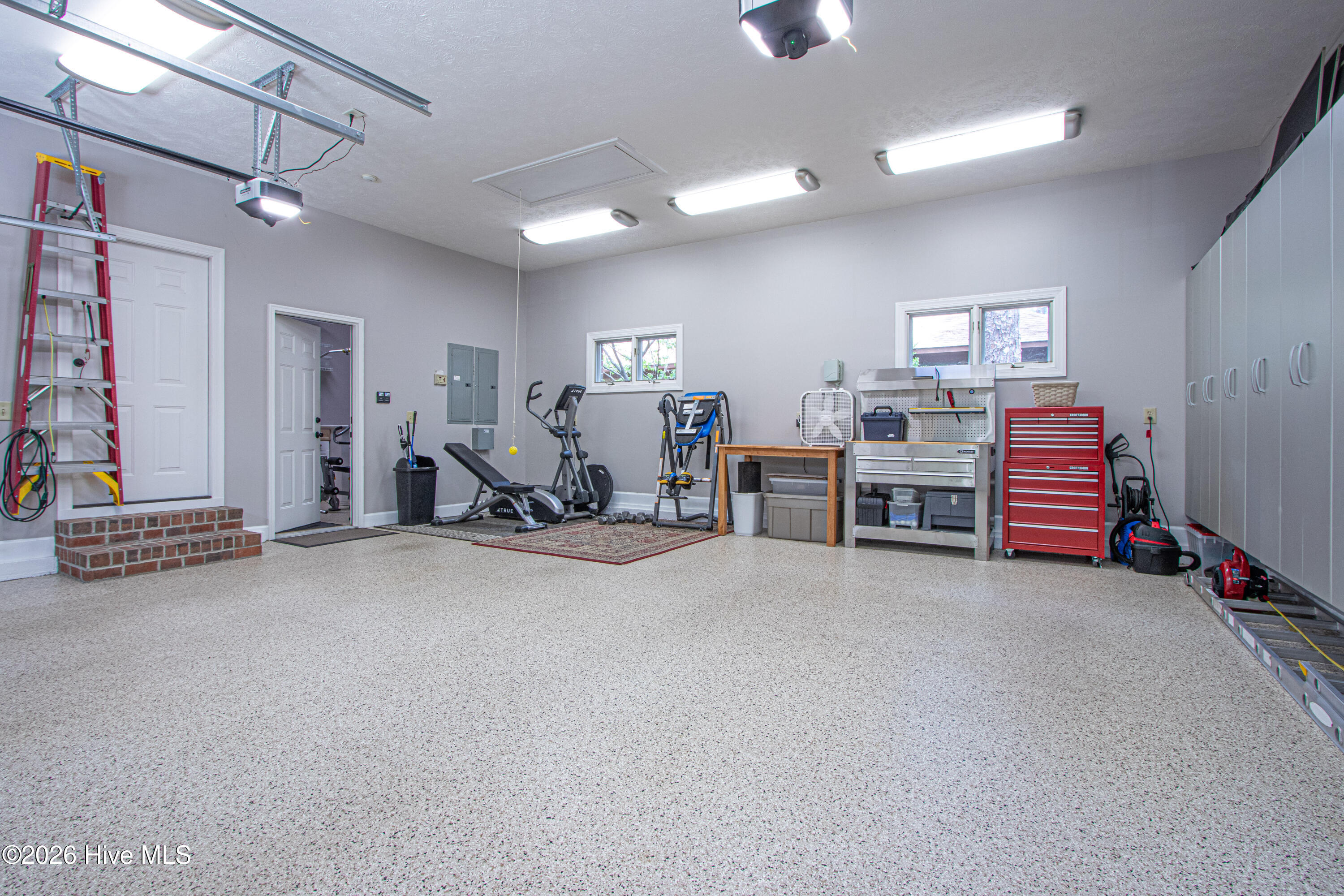 main property photo 74