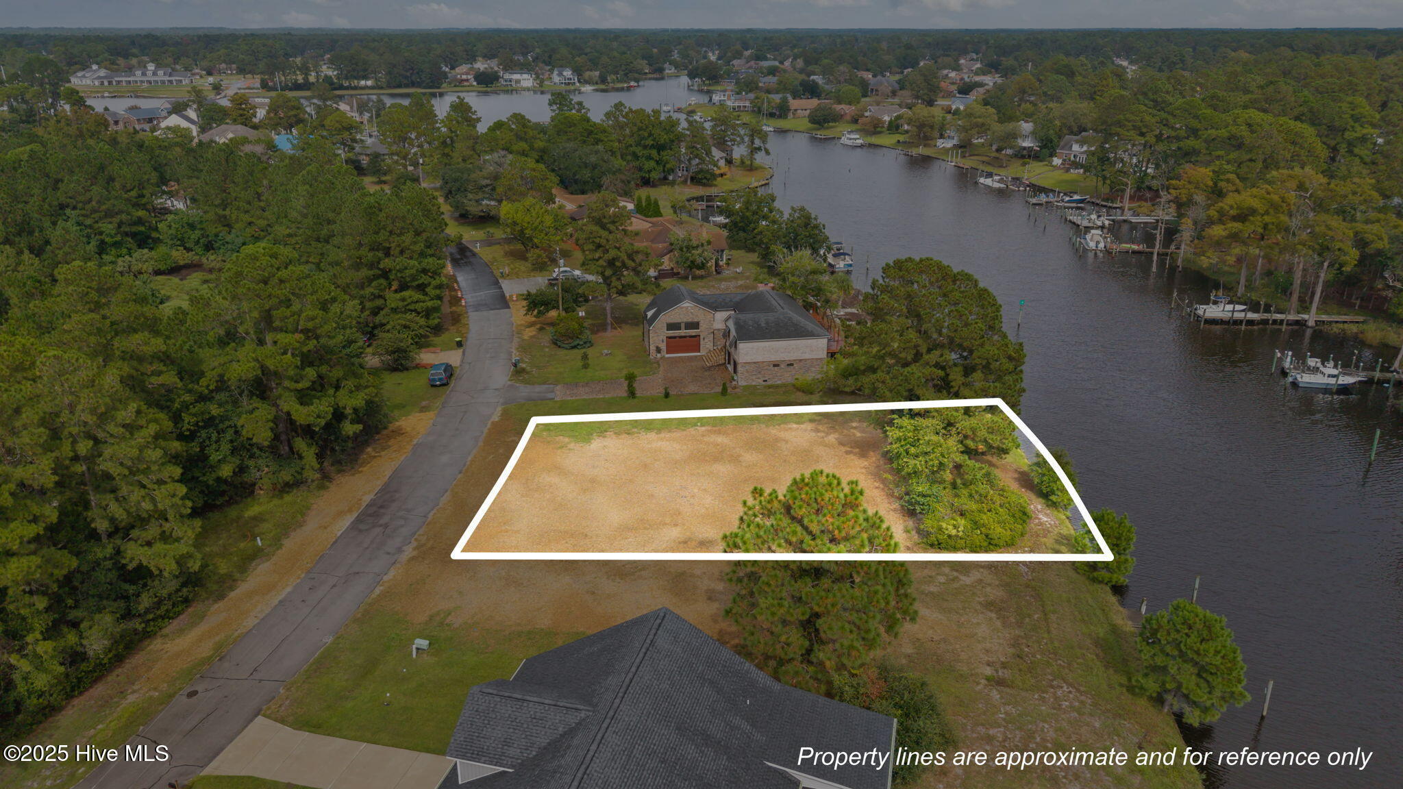 main property photo 4