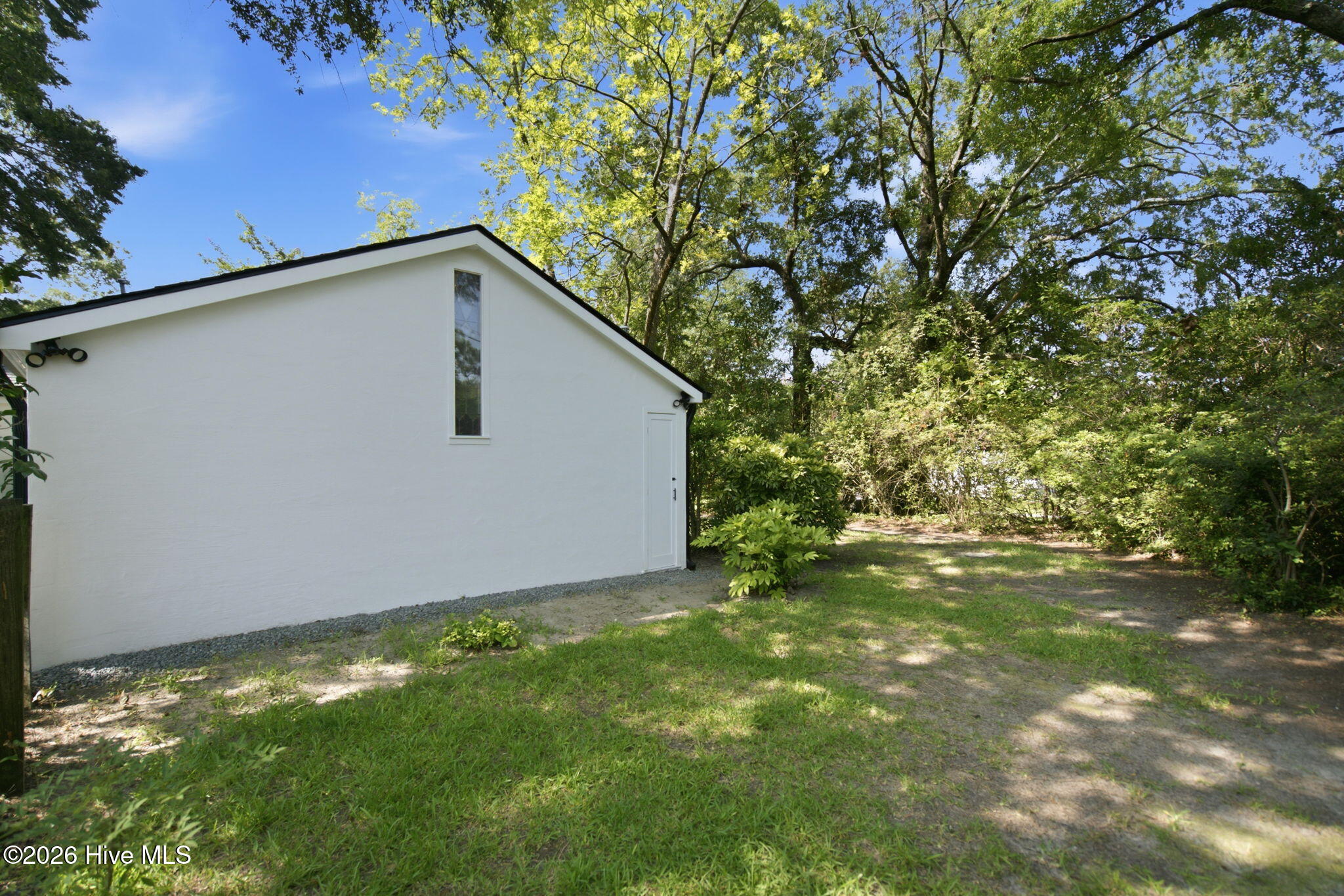 main property photo 54