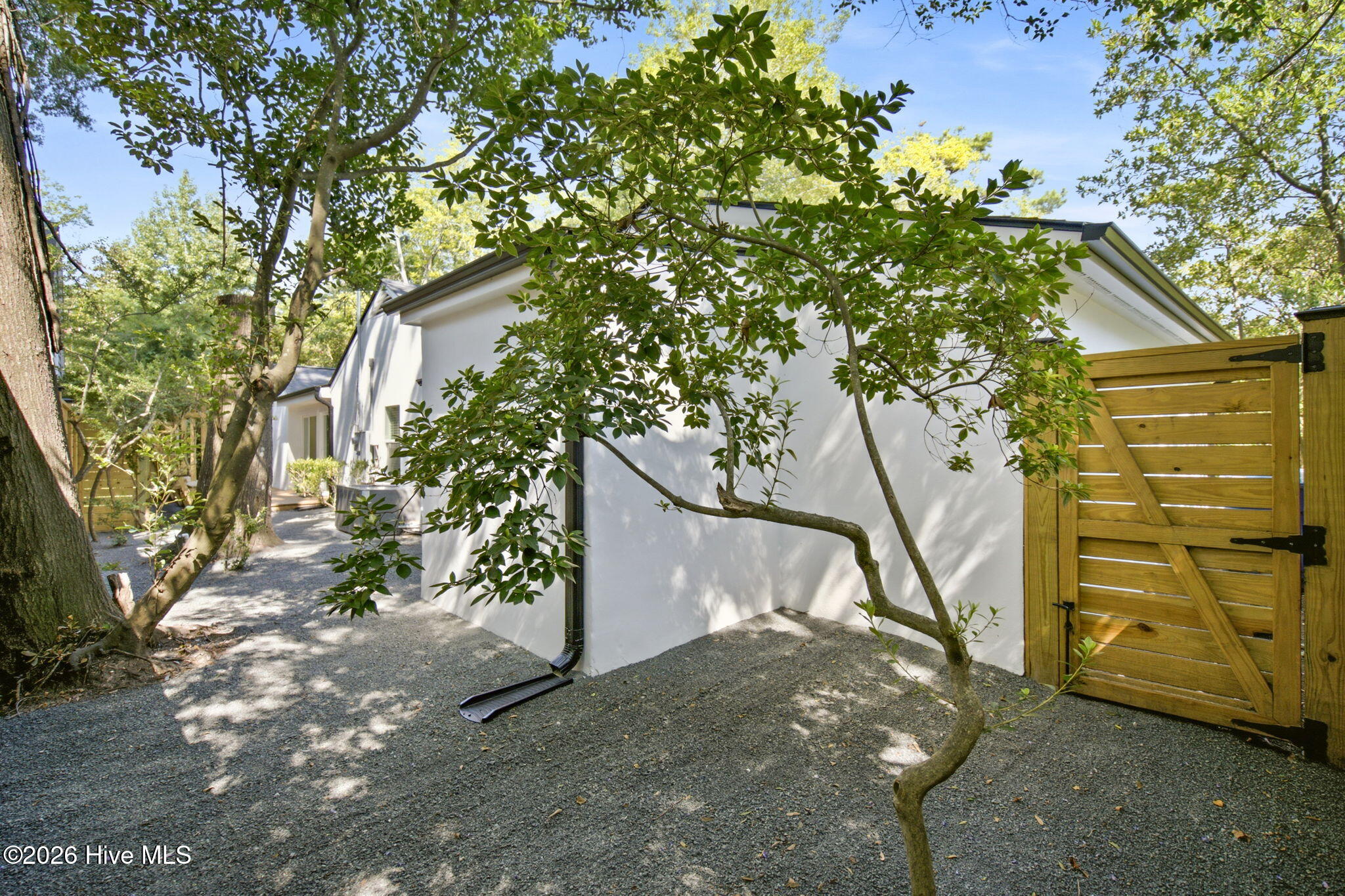 main property photo 63