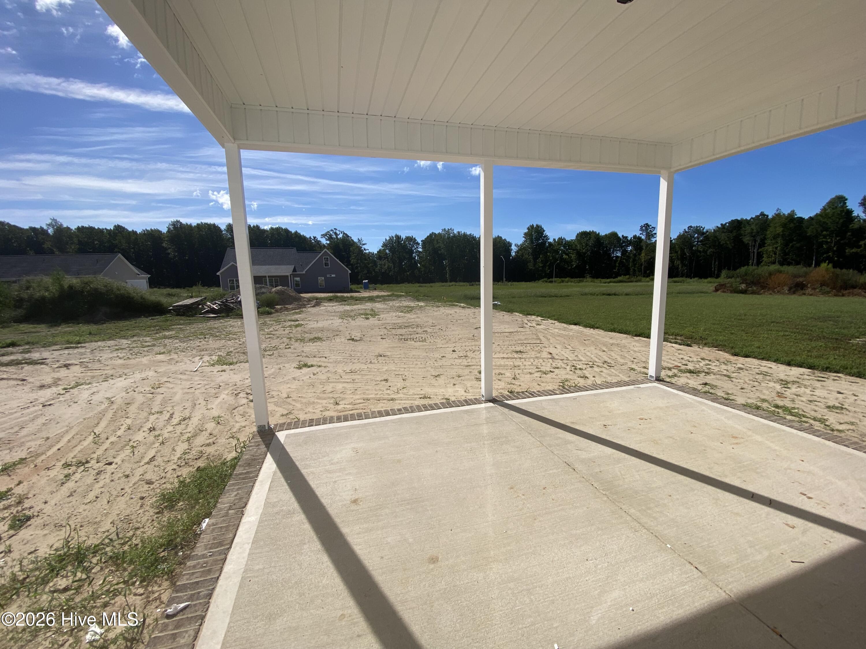 main property photo 16