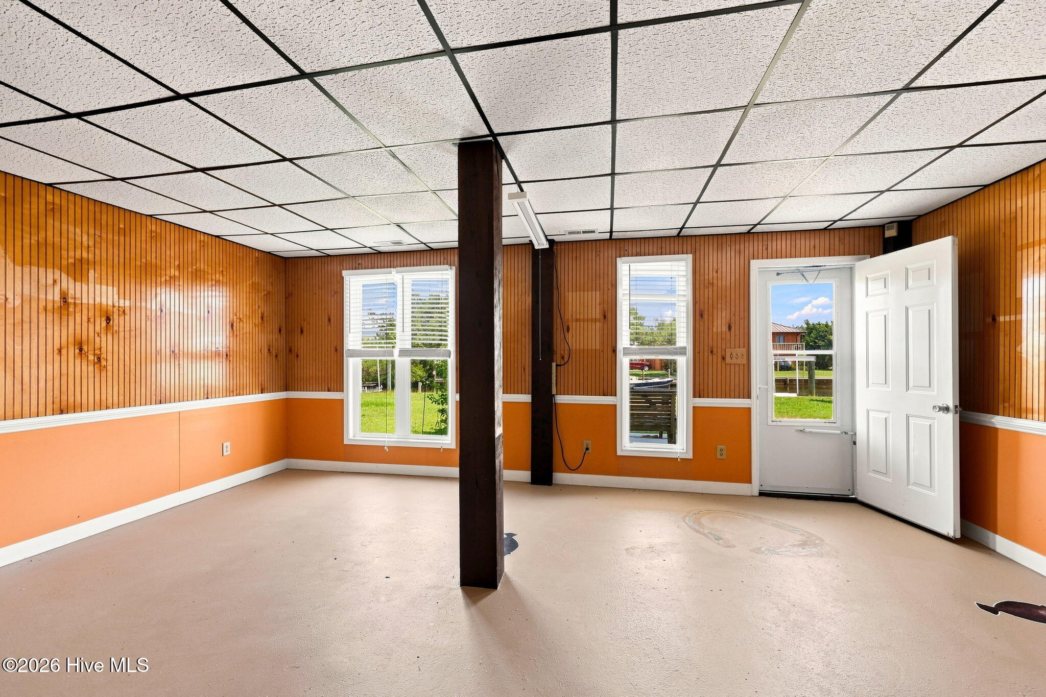 main property photo 39