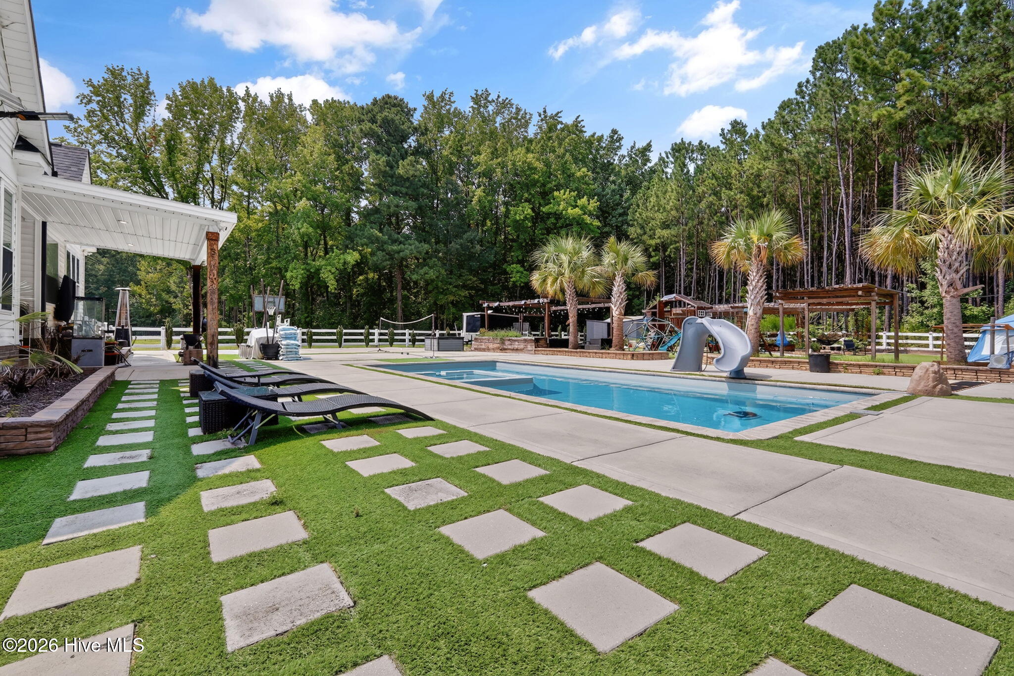 main property photo 46