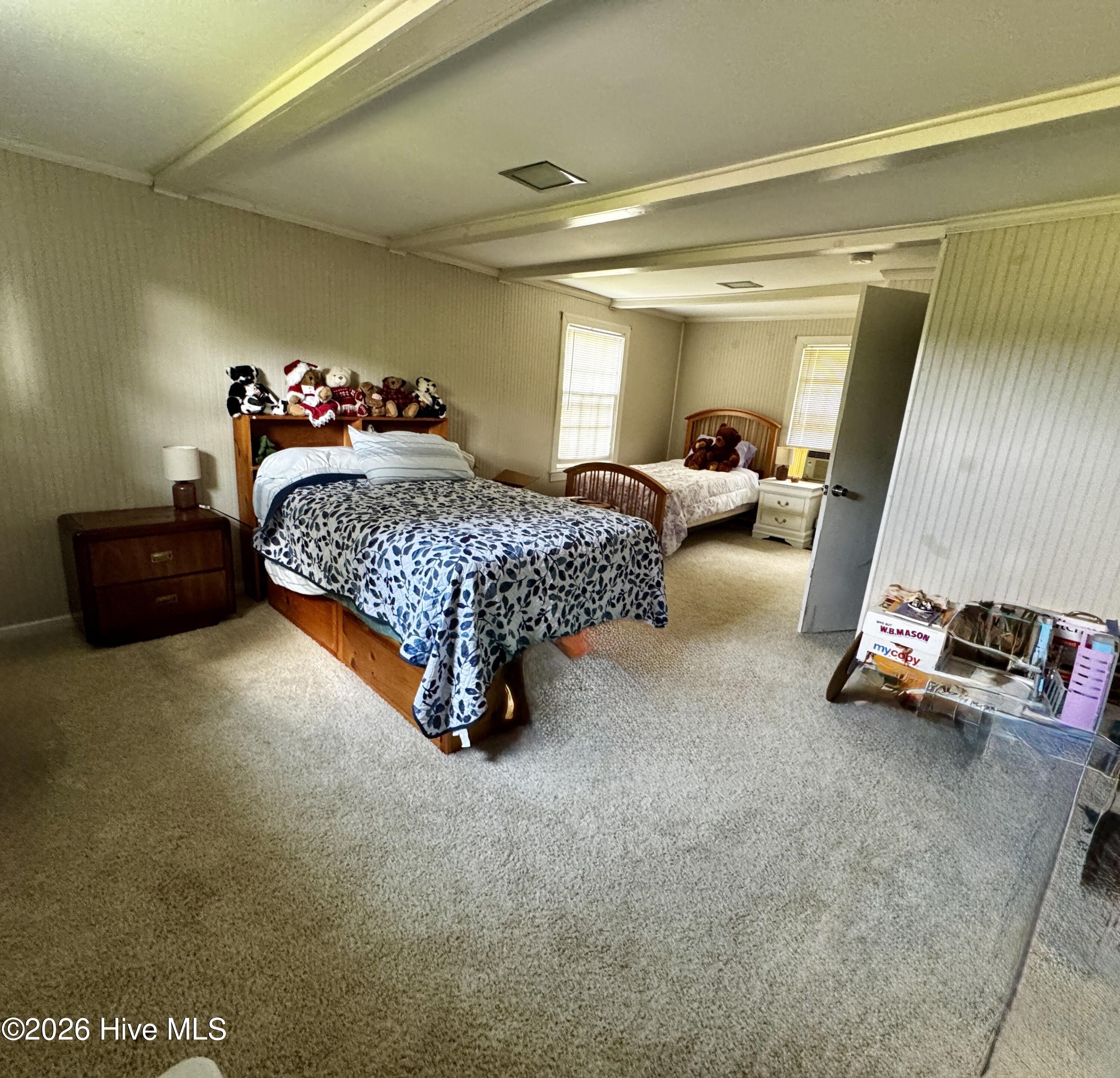 main property photo 13