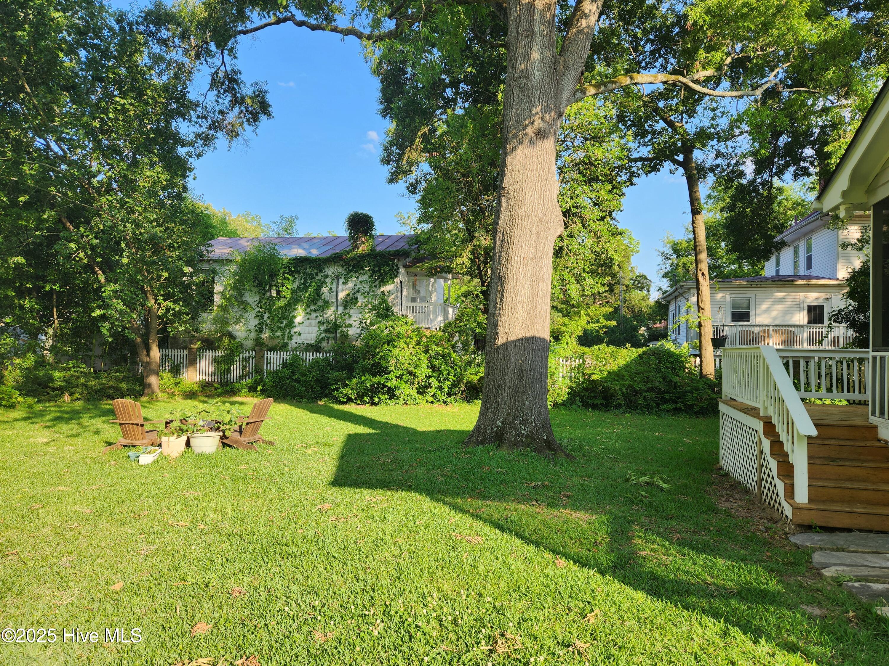 main property photo 20