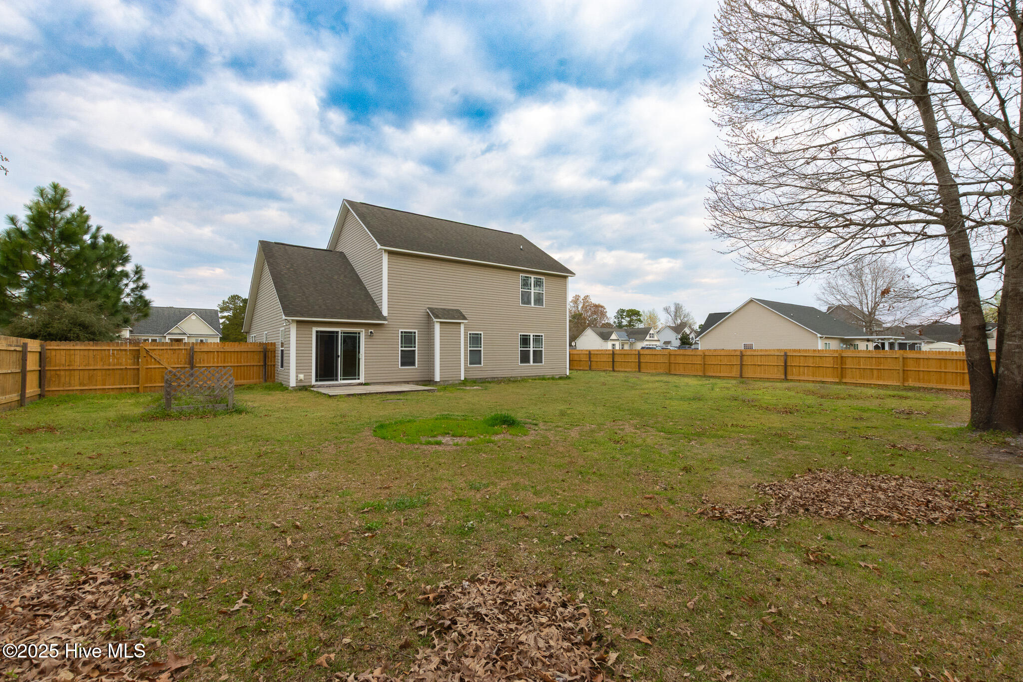 main property photo 44