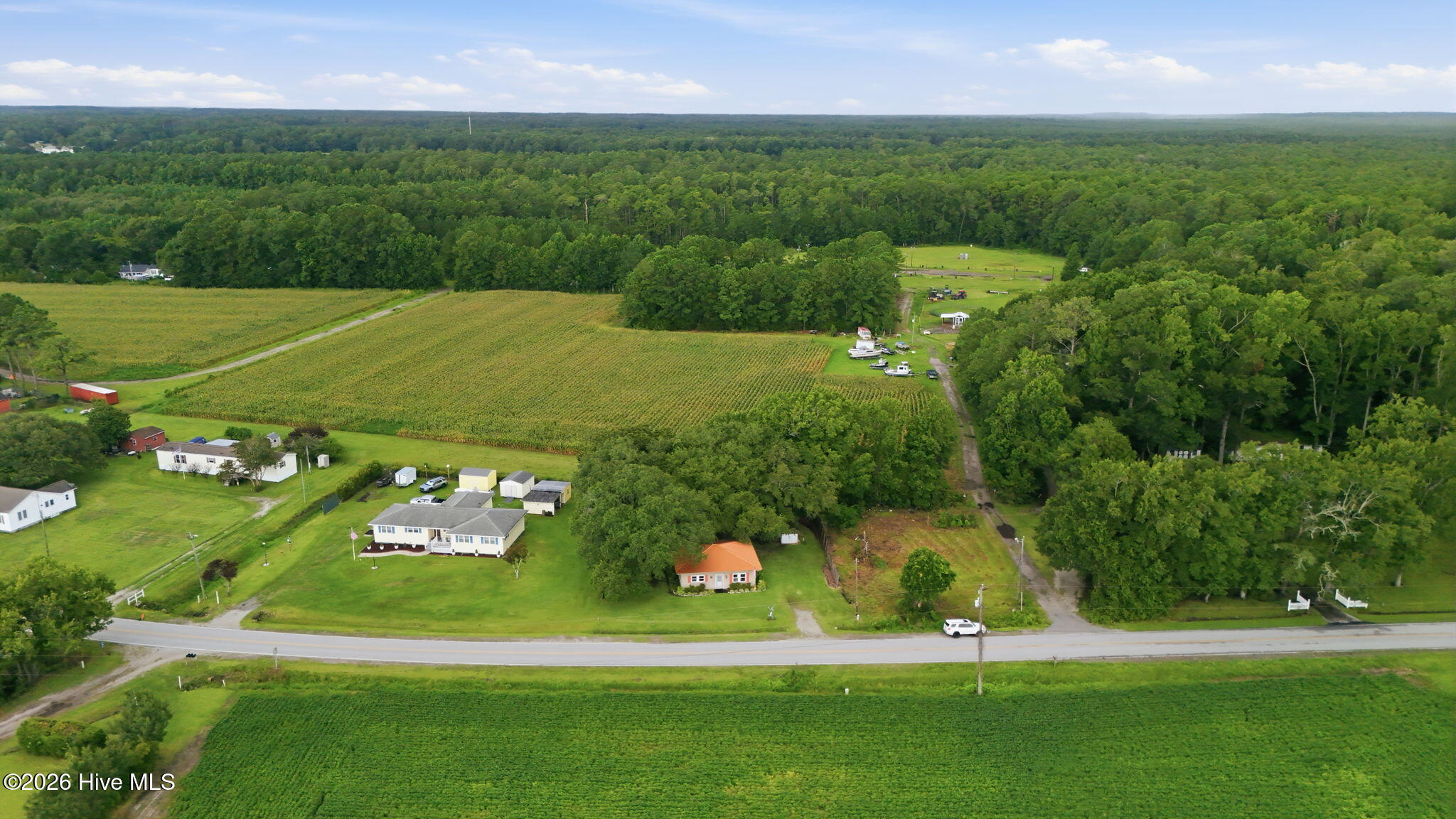 main property photo 36