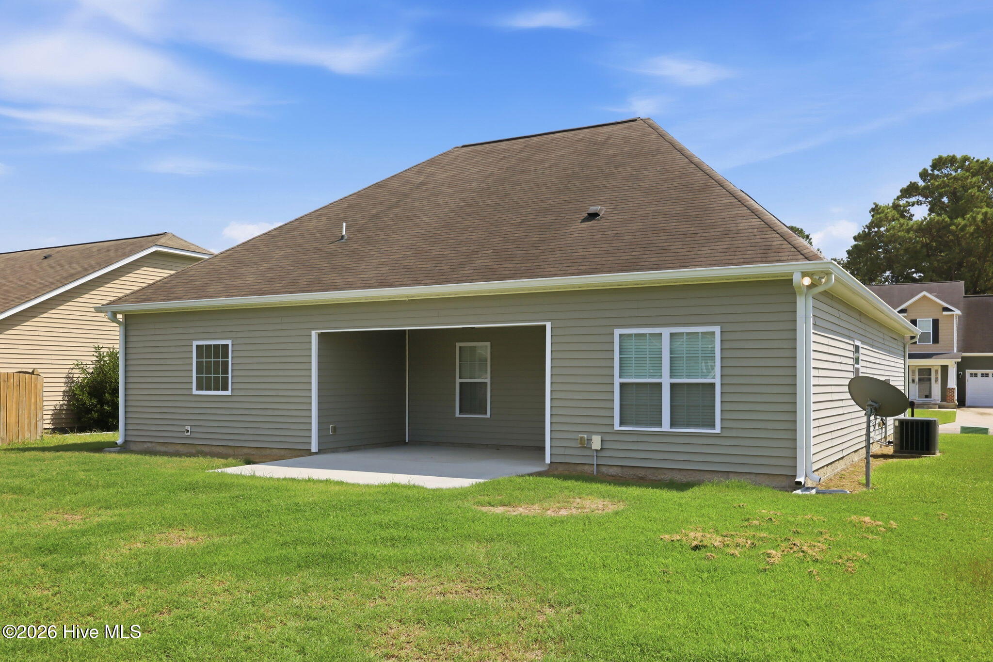 main property photo 41