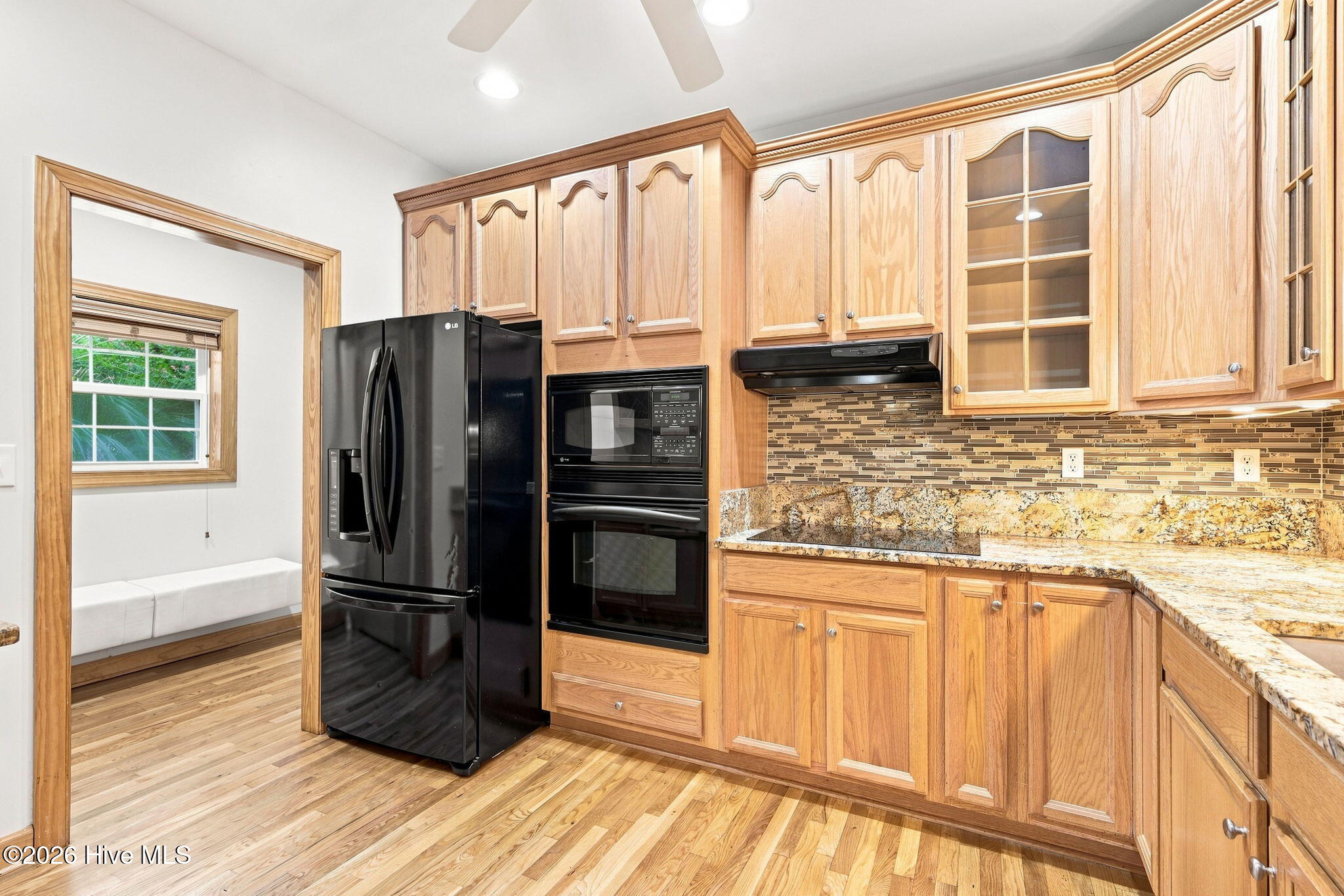 main property photo 21