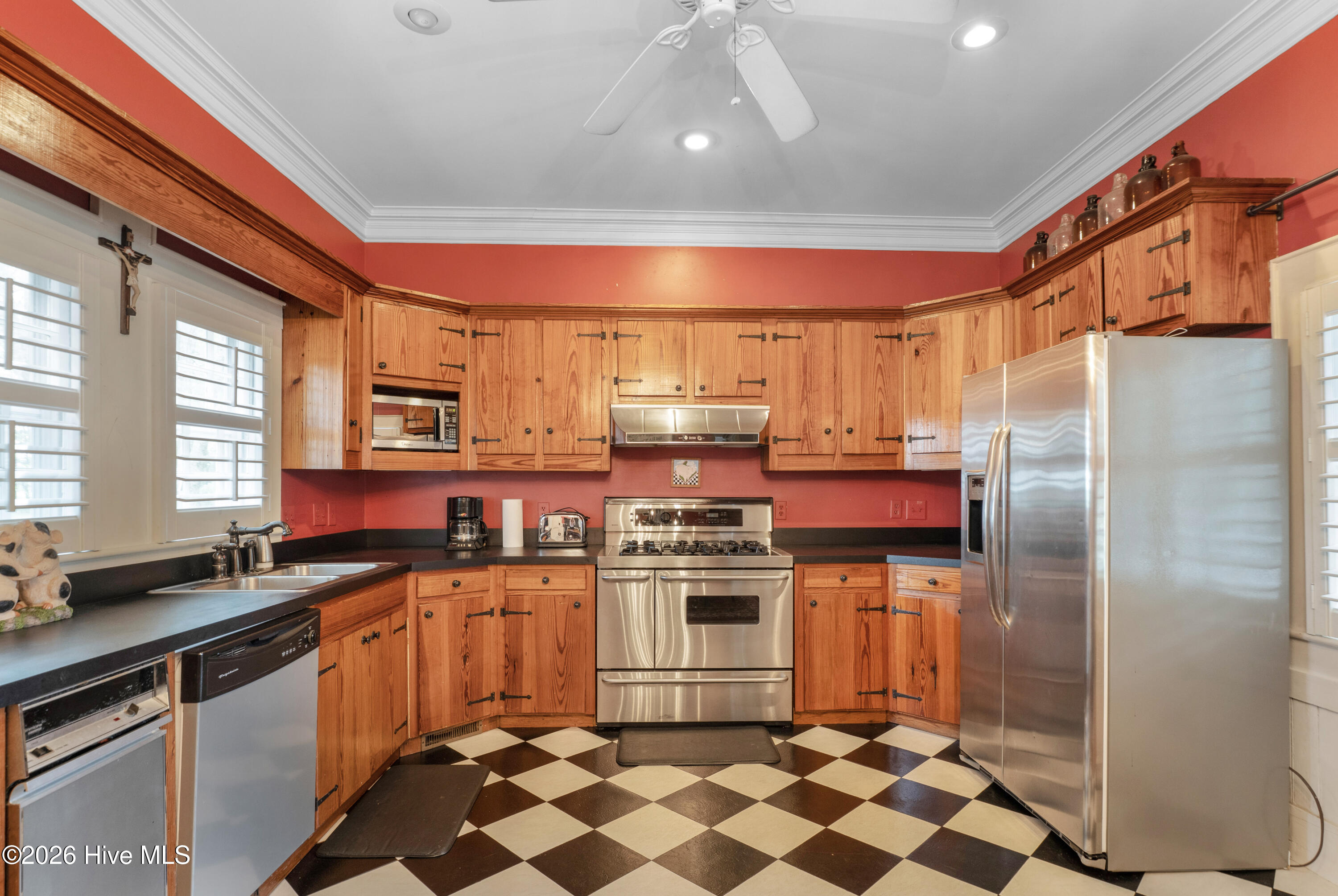 main property photo 4