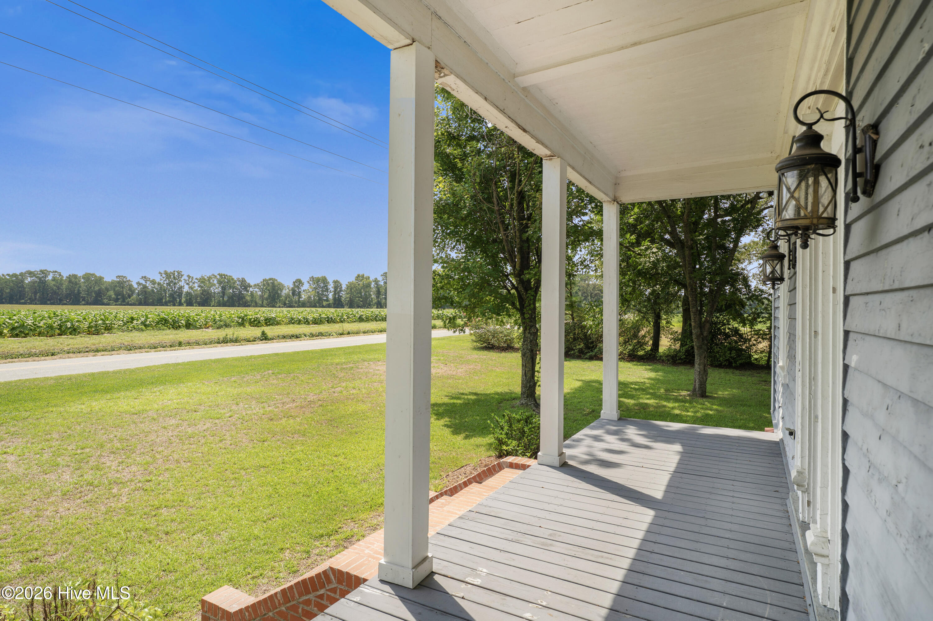 main property photo 45
