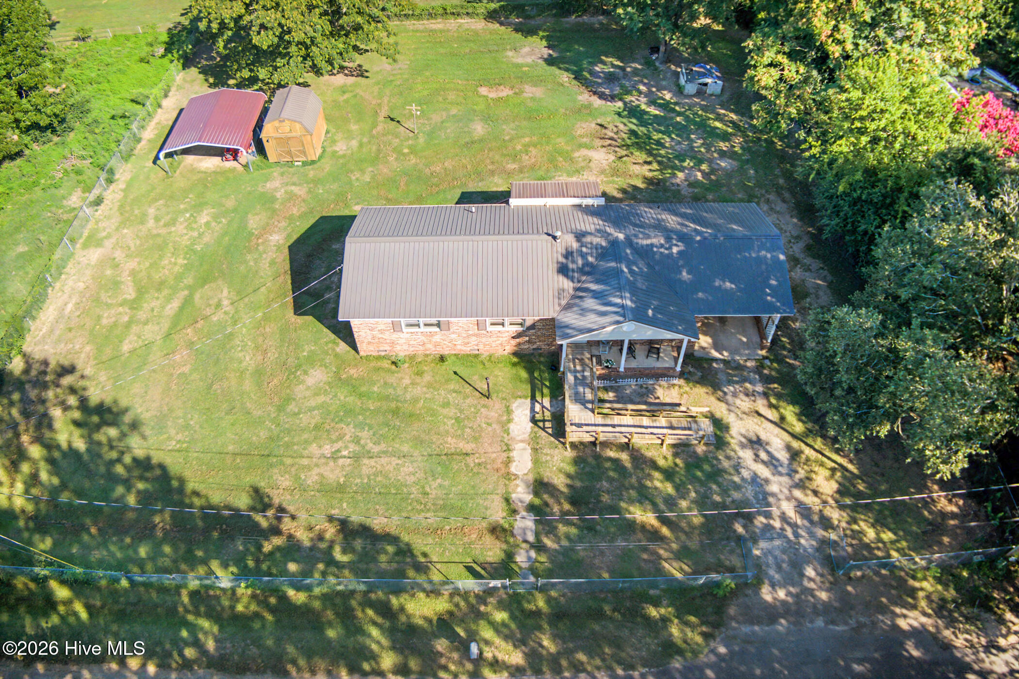 main property photo 20