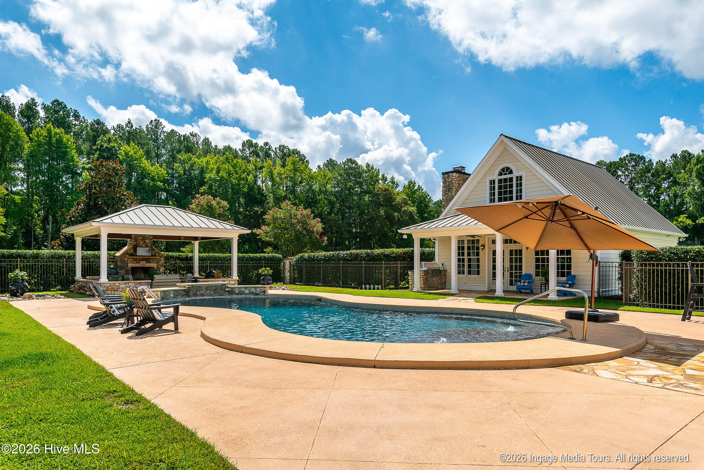 main property photo 56