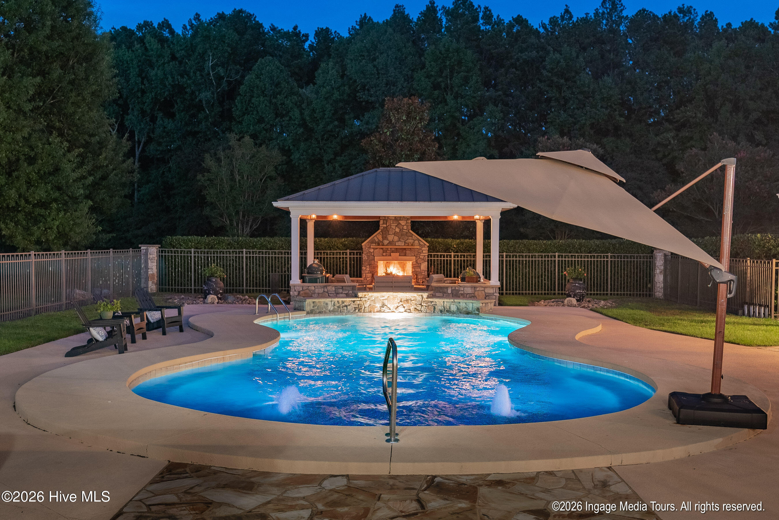 main property photo 59