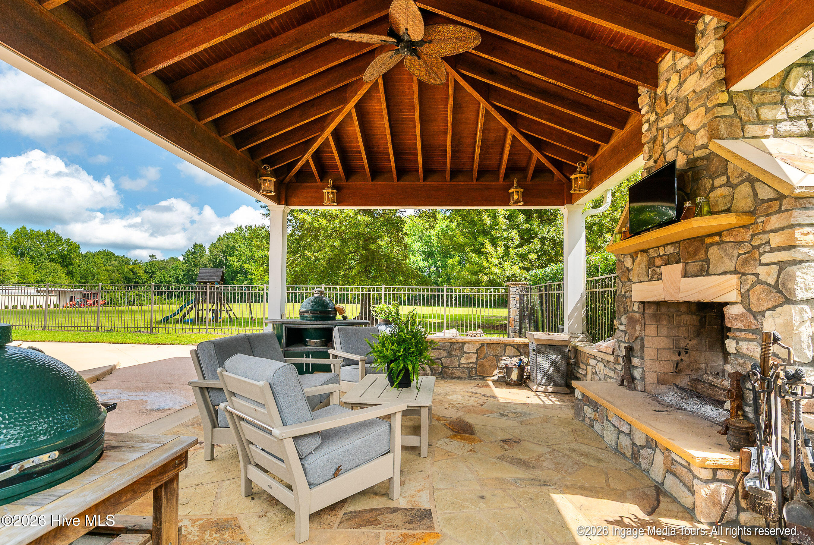 main property photo 62