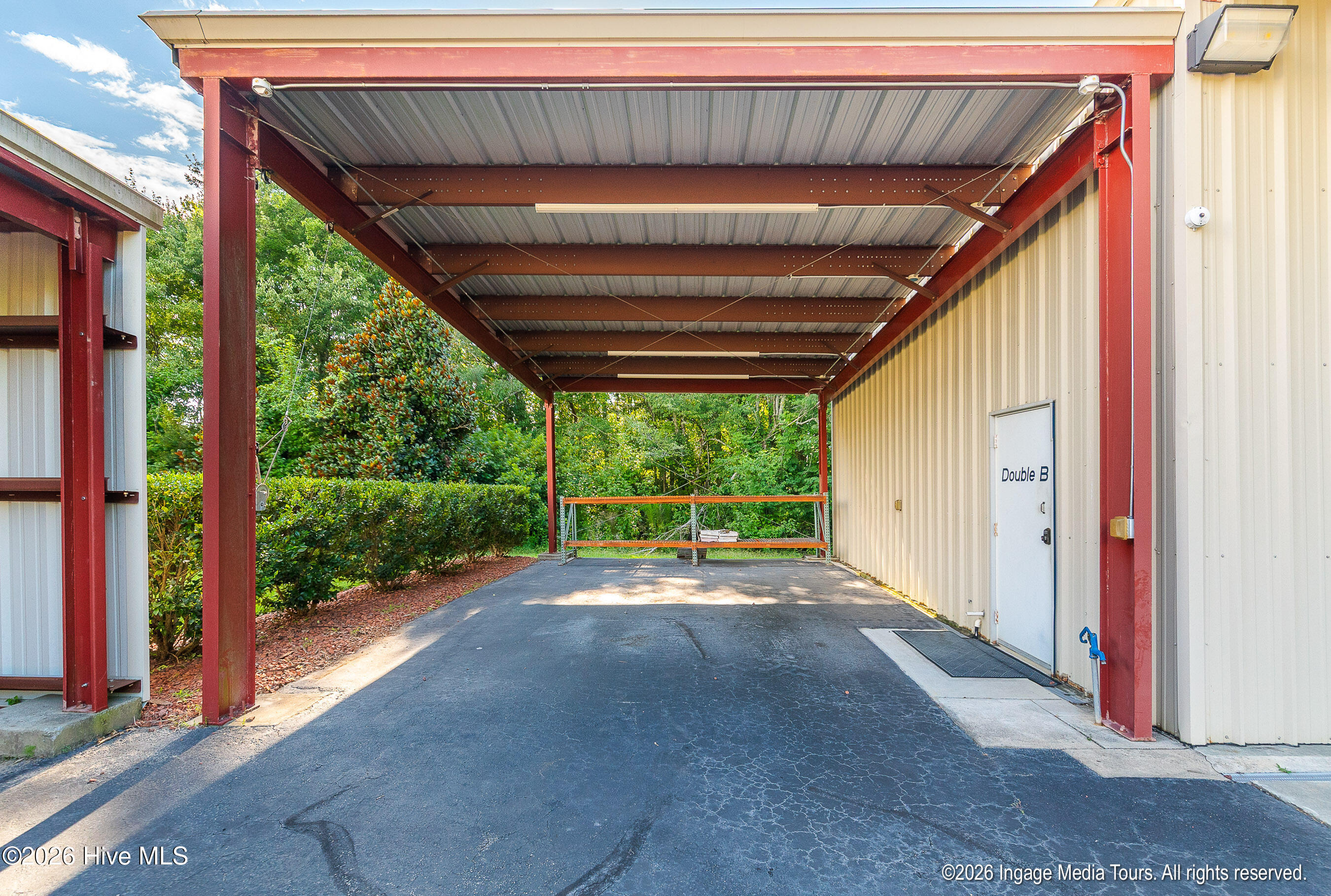 main property photo 73