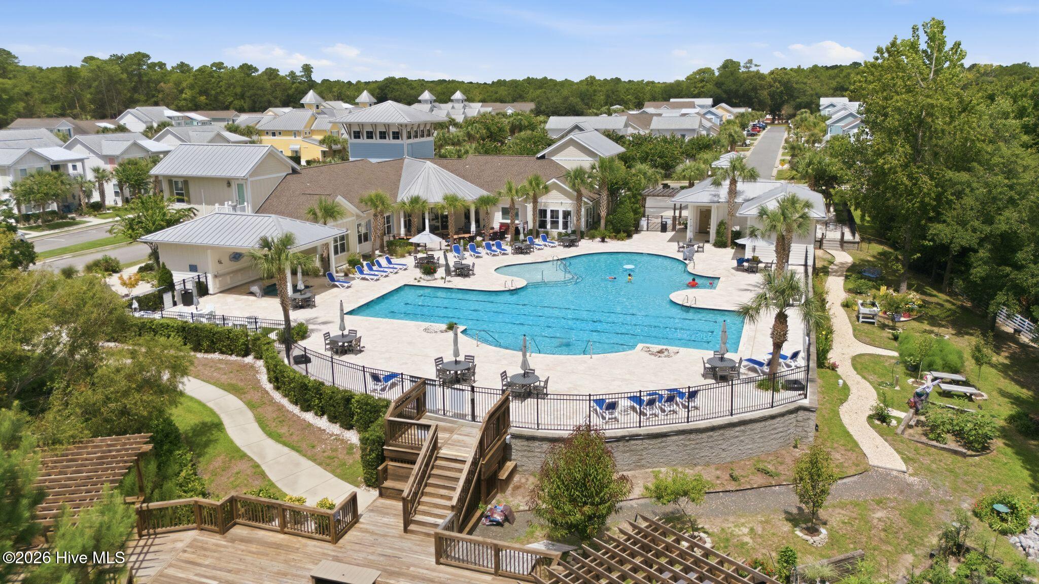 main property photo 39