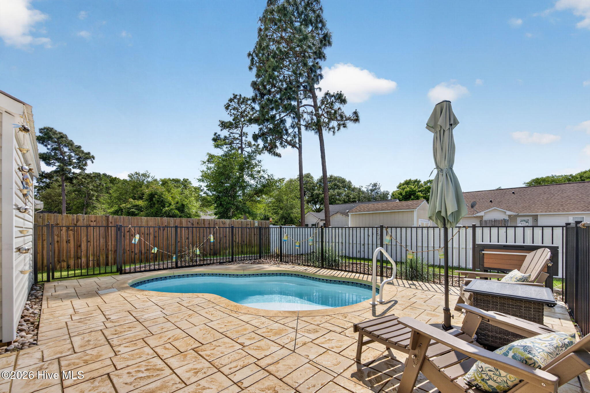 main property photo 39