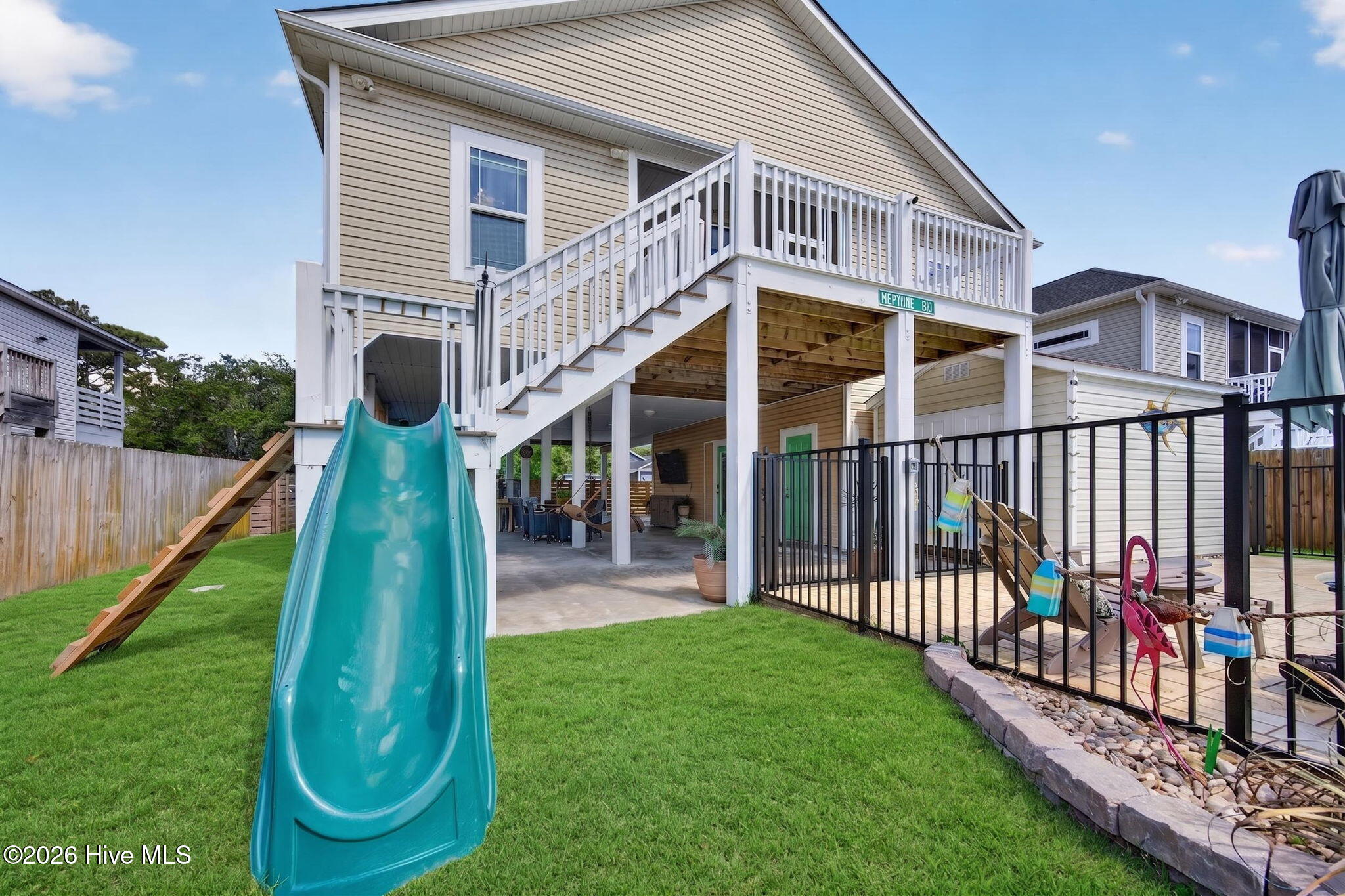 main property photo 41