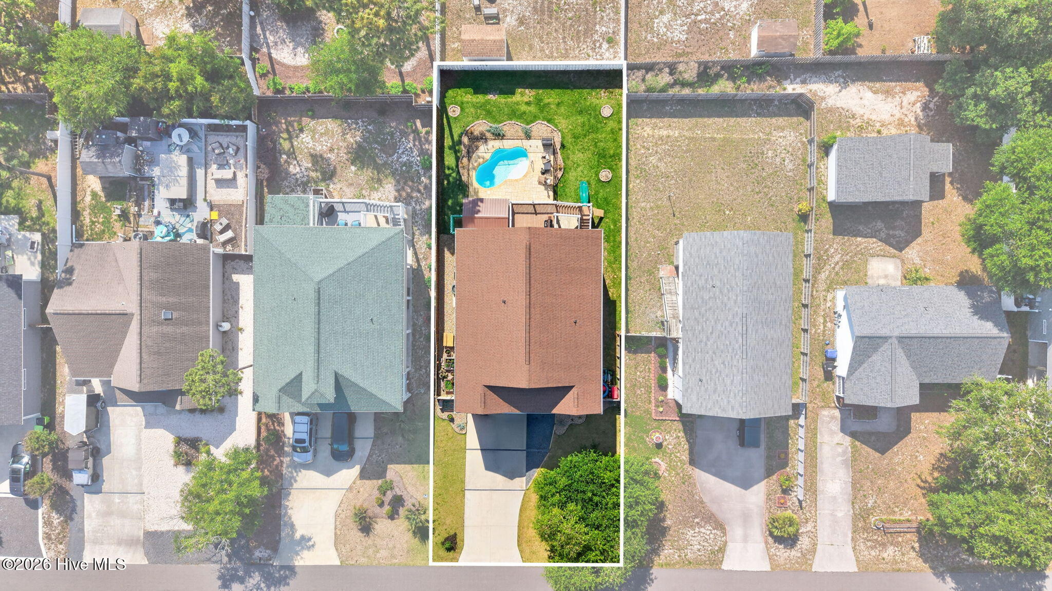 main property photo 47