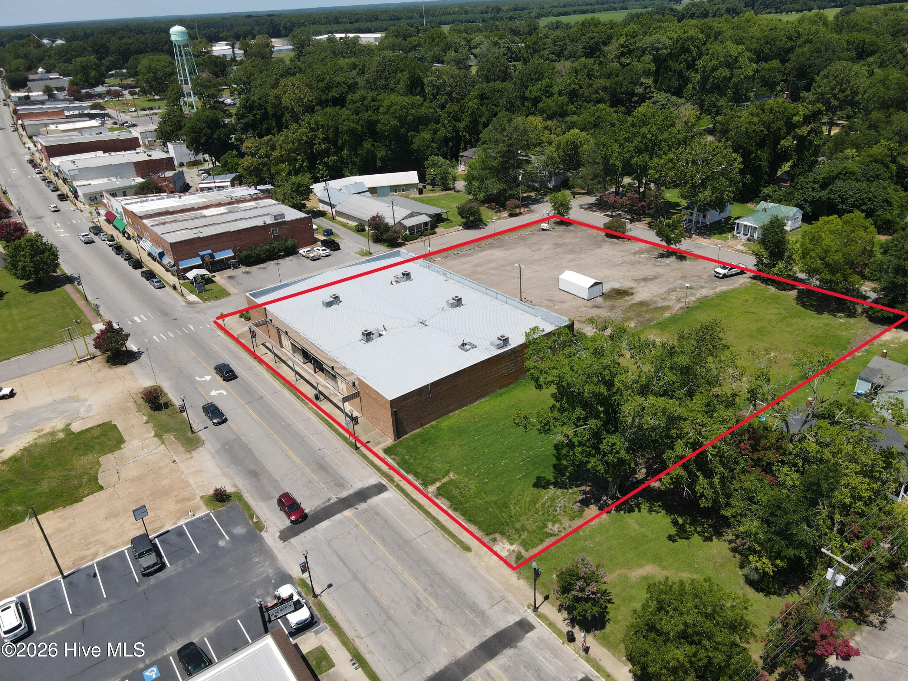 main property photo 6