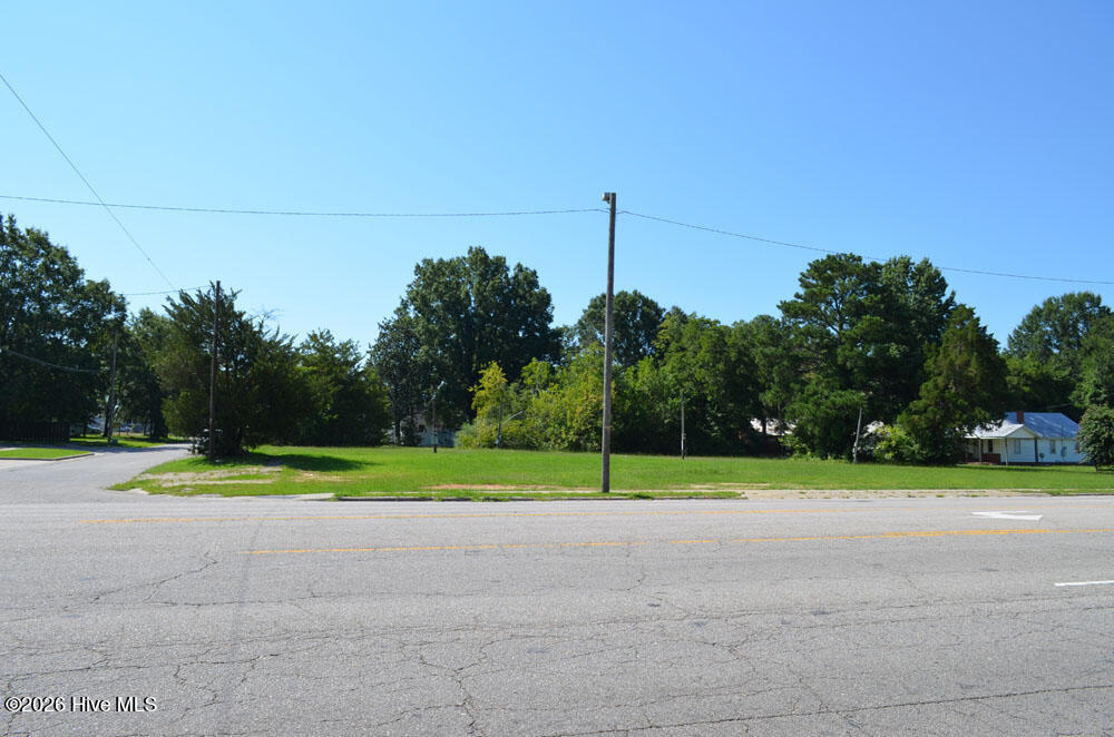 main property photo 10