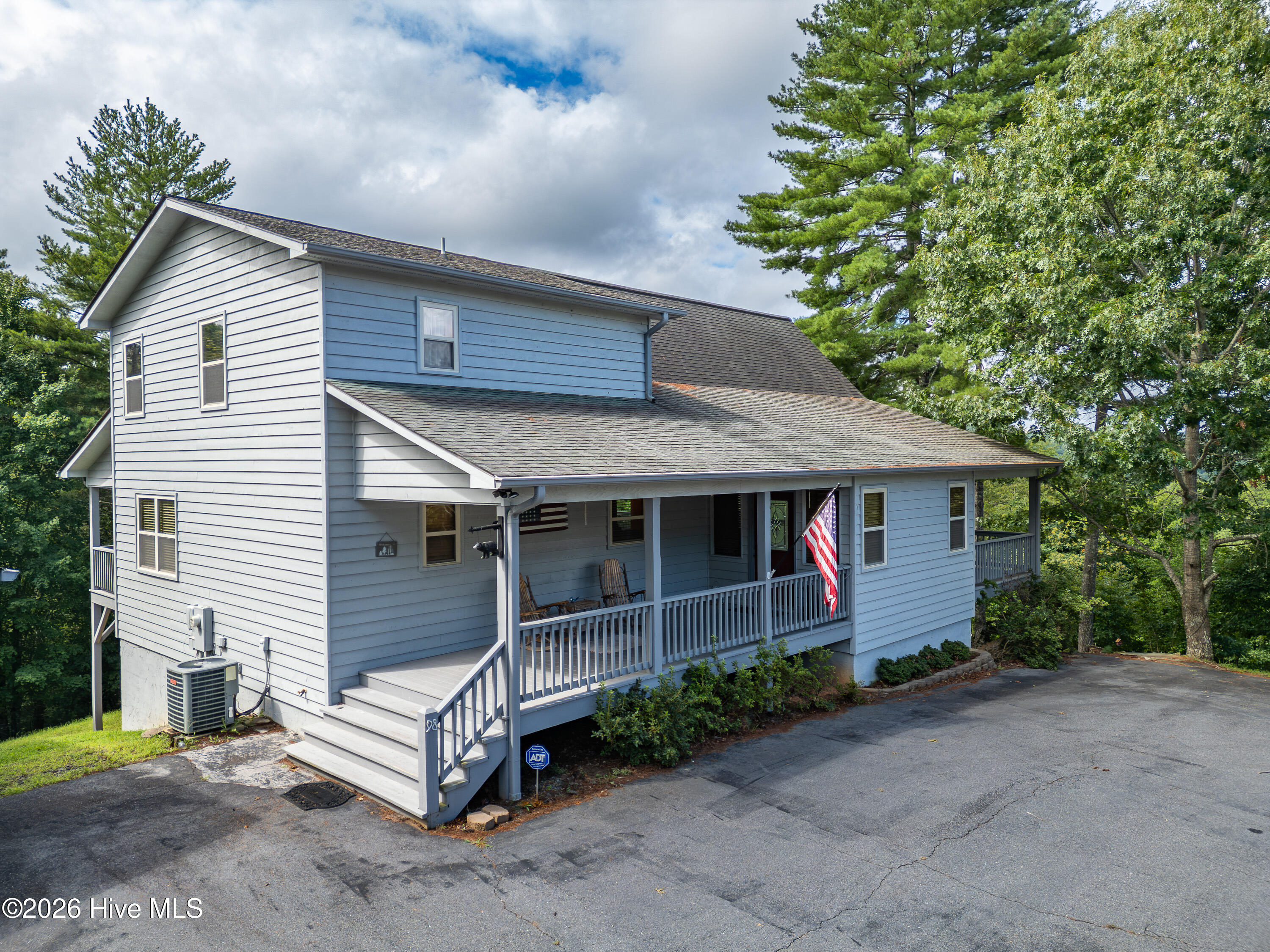 main property photo 2