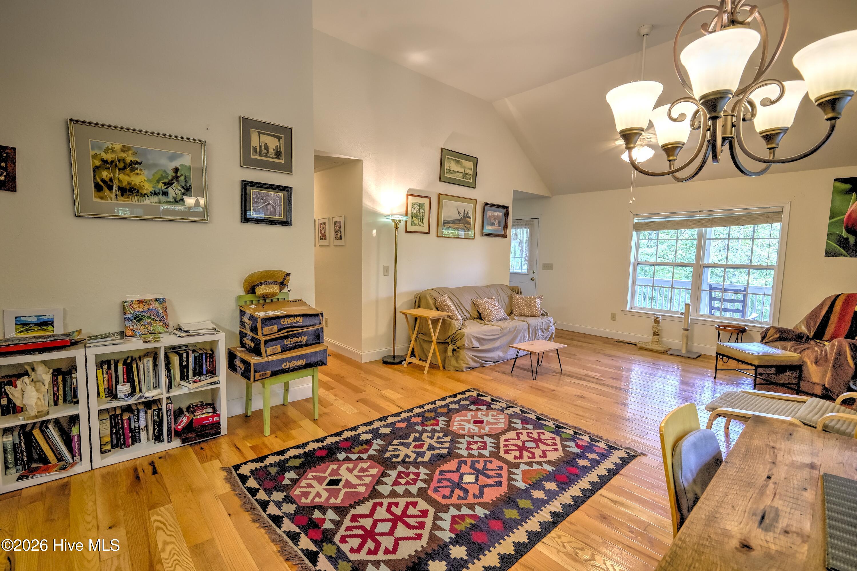main property photo 22