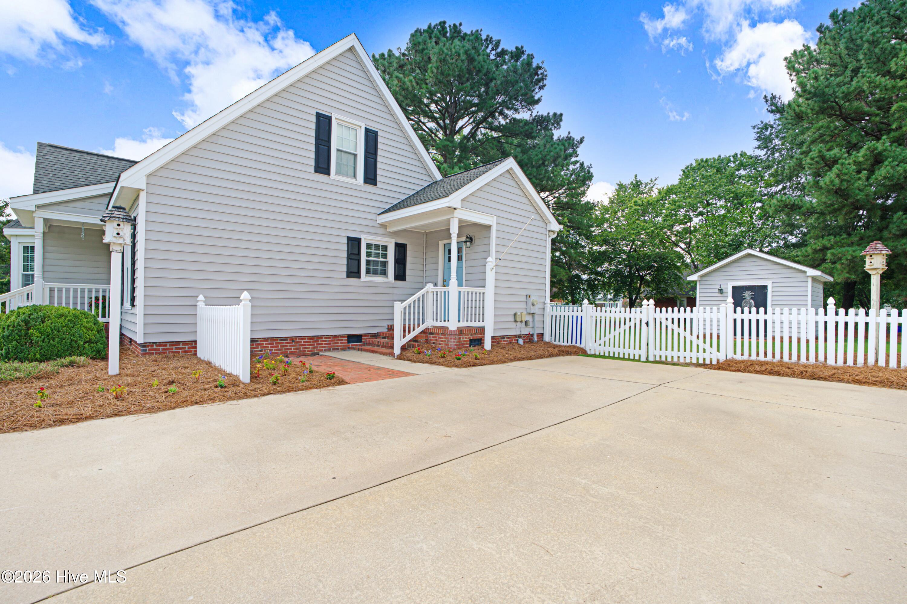 main property photo 2