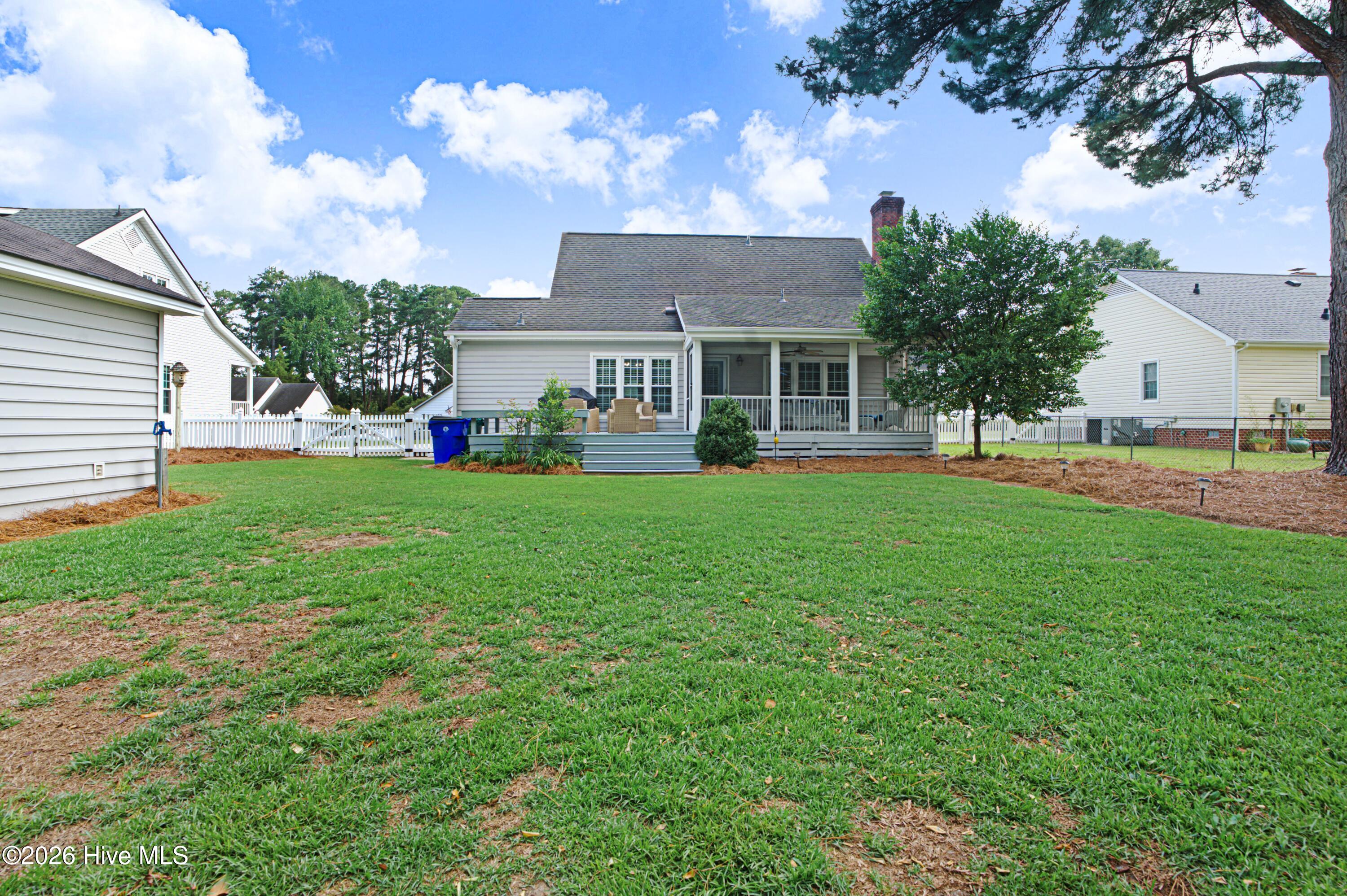 main property photo 38