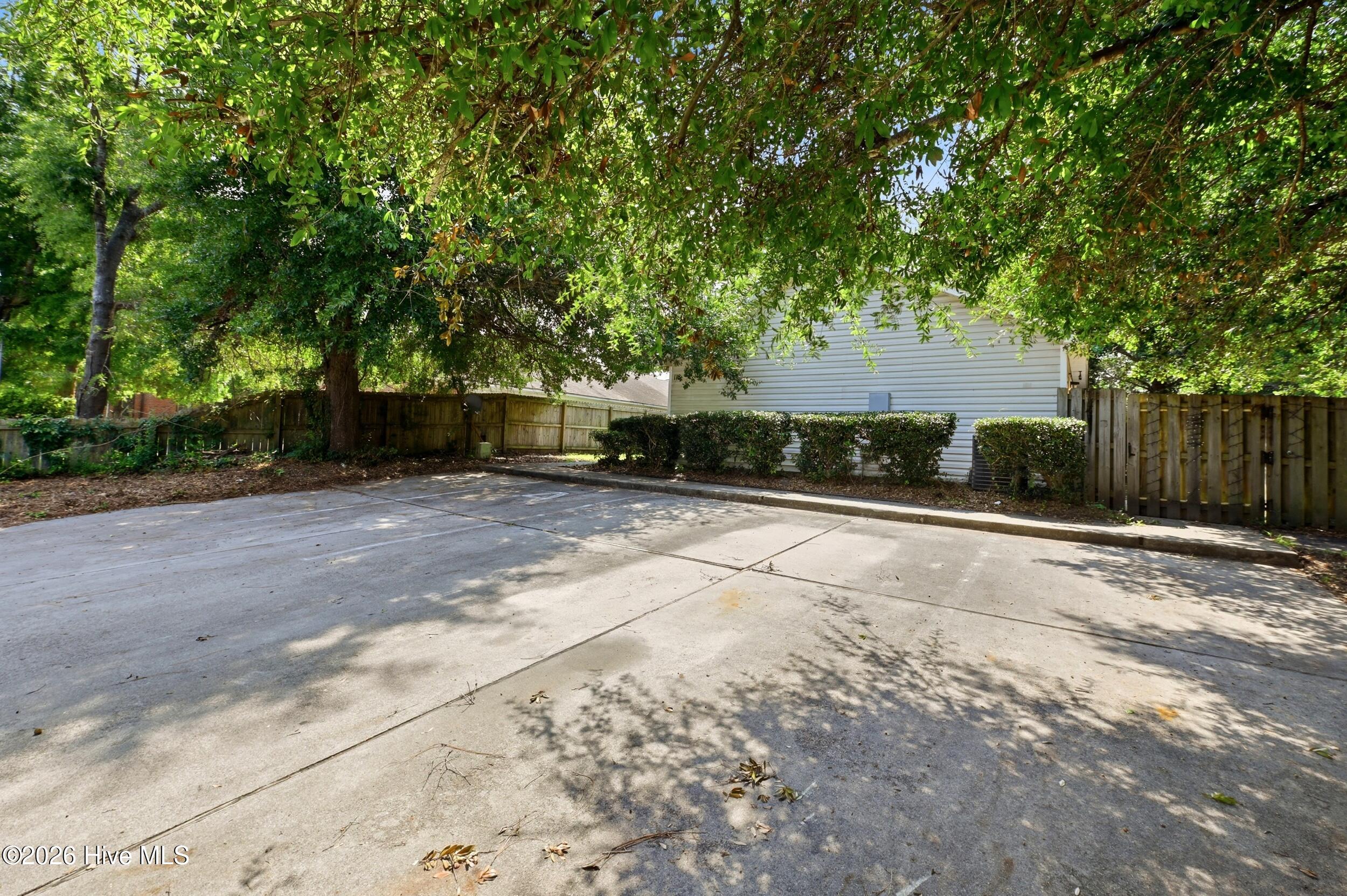 main property photo 29