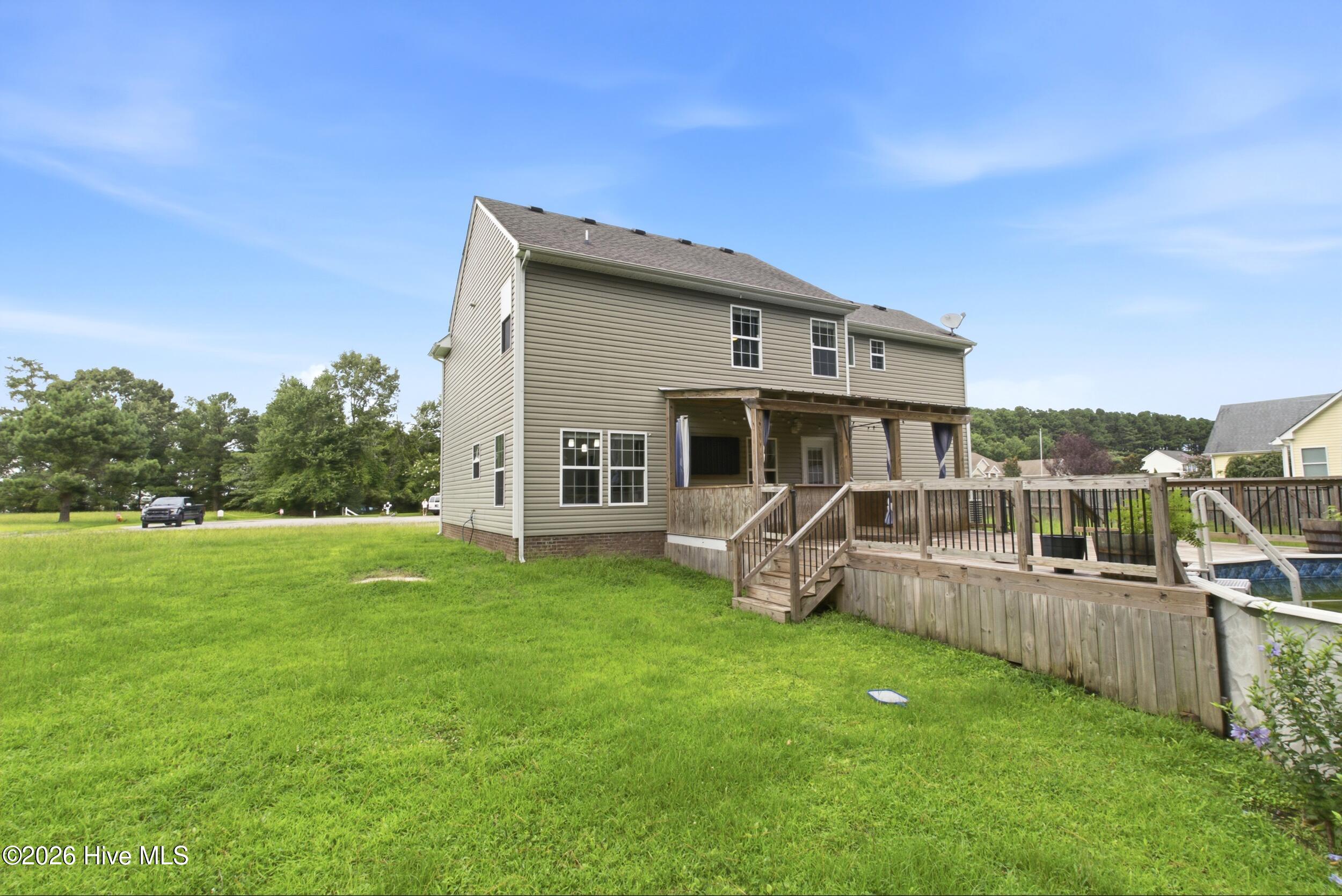 main property photo 44
