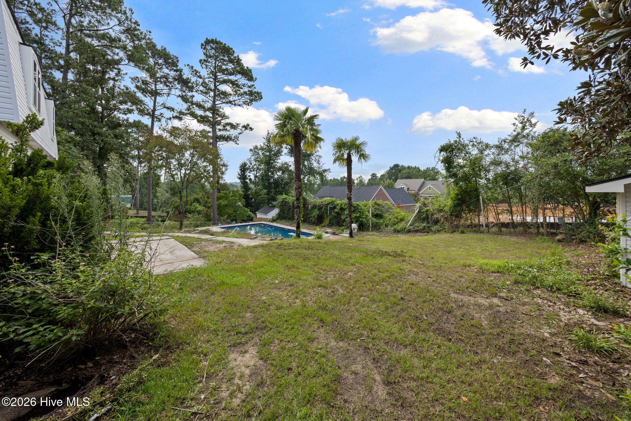 main property photo 51