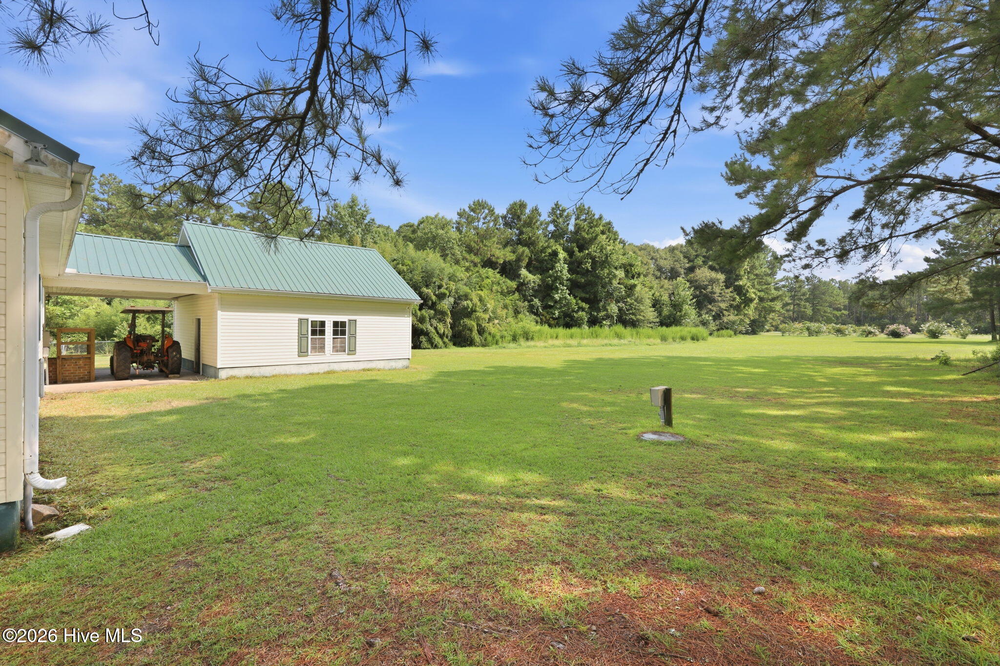 main property photo 31