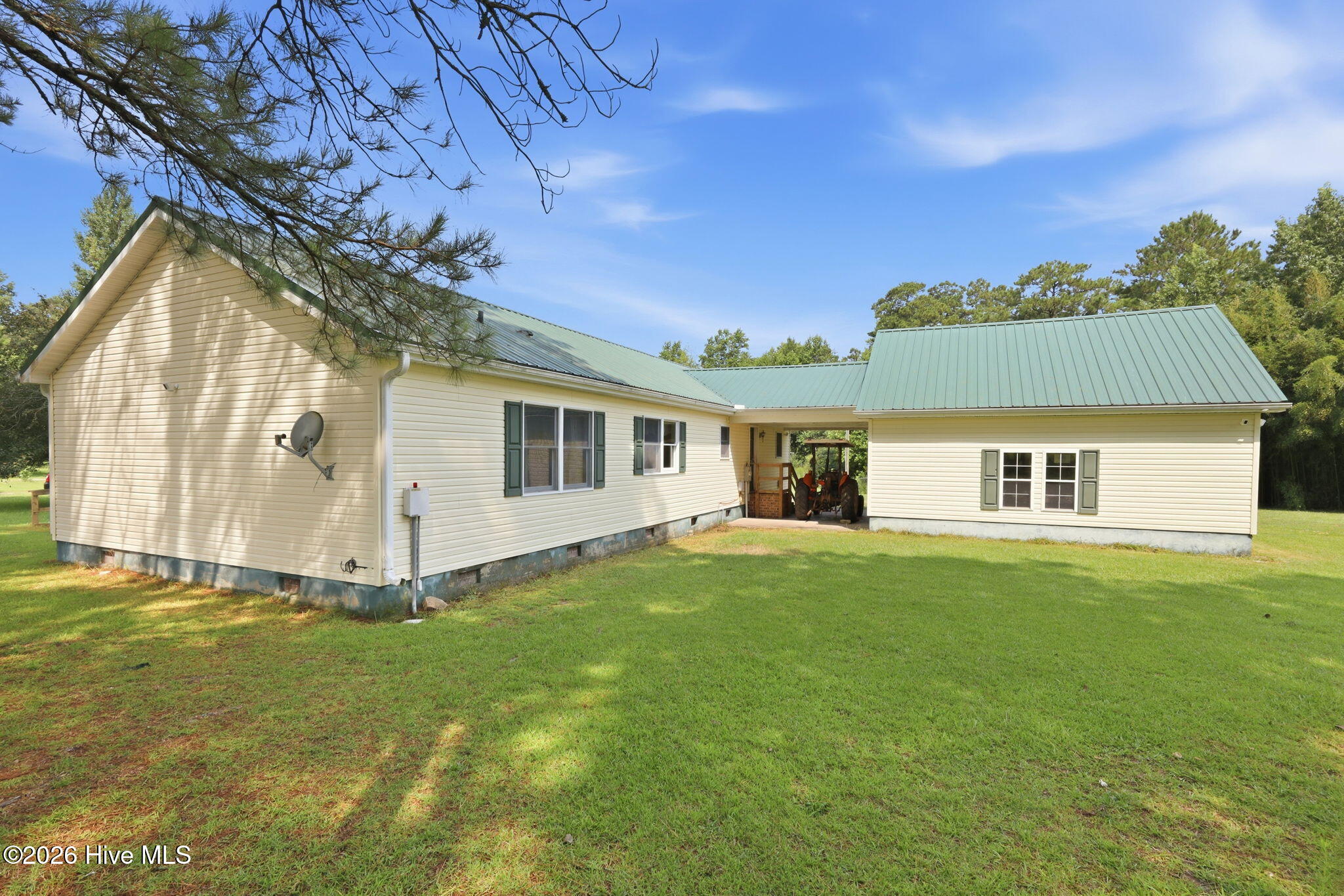 main property photo 32