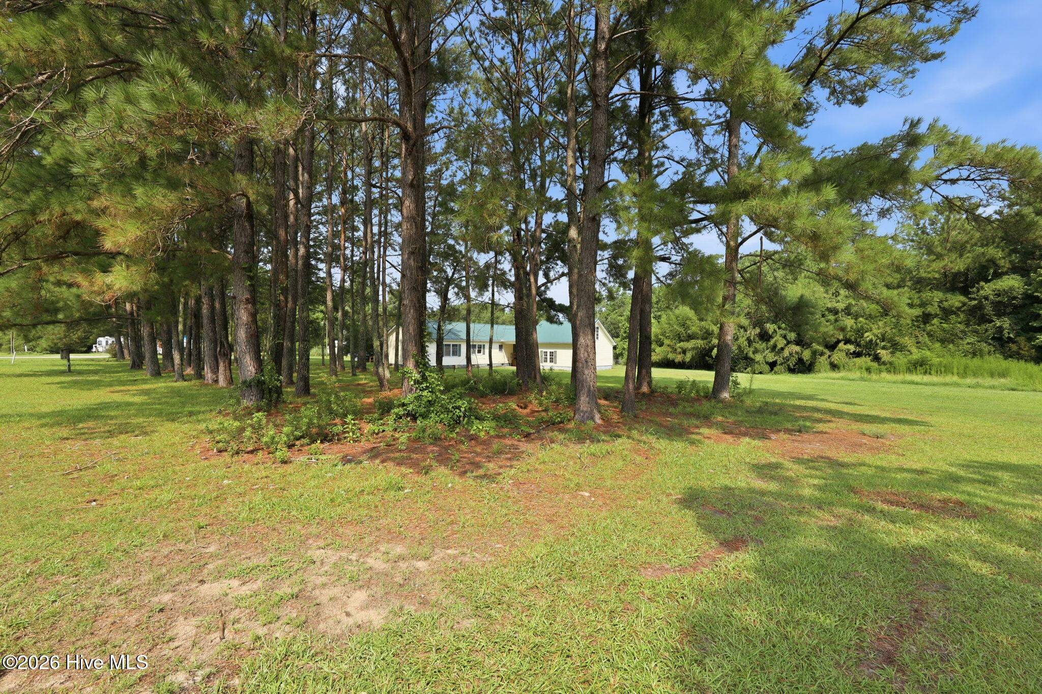 main property photo 37