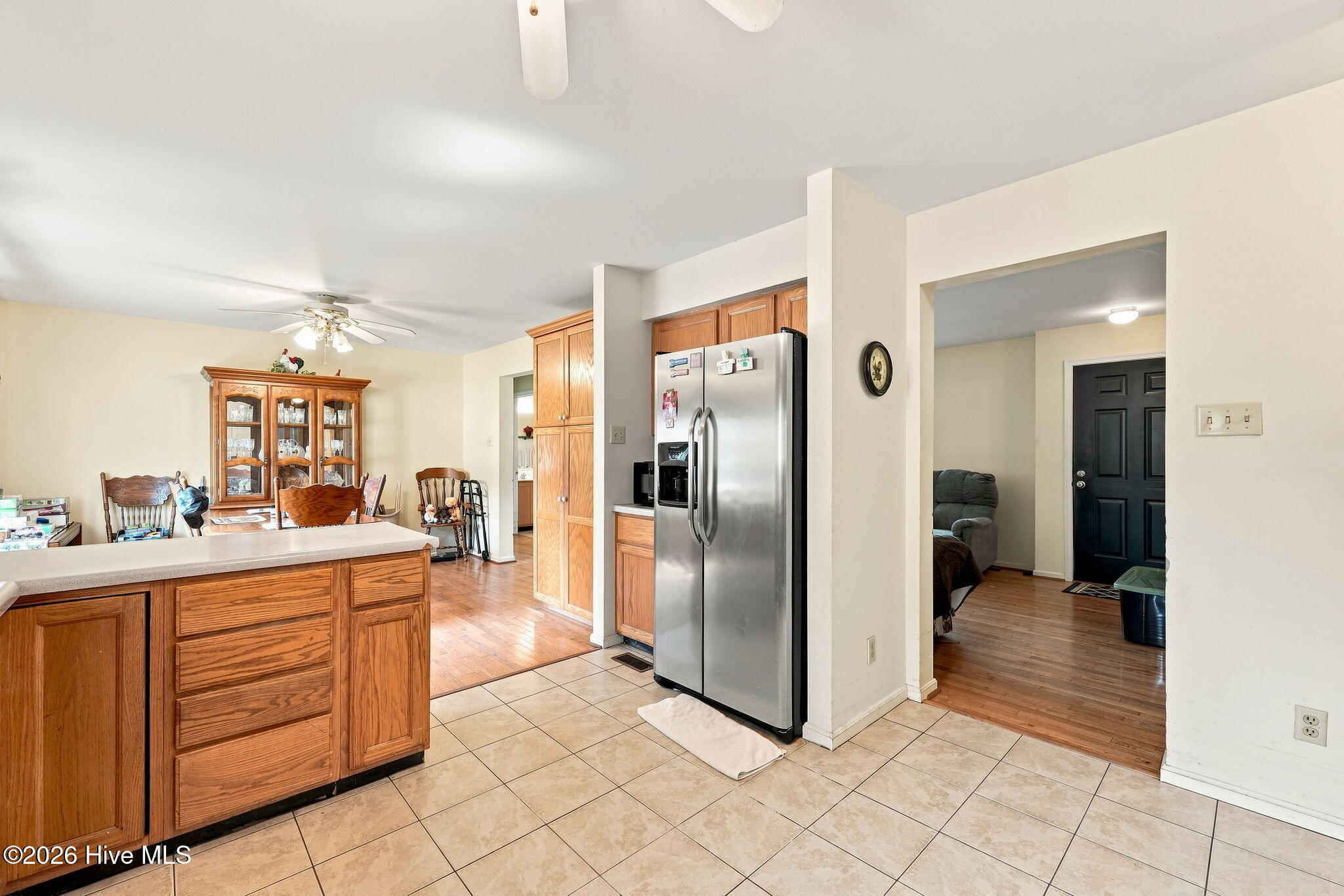 main property photo 5