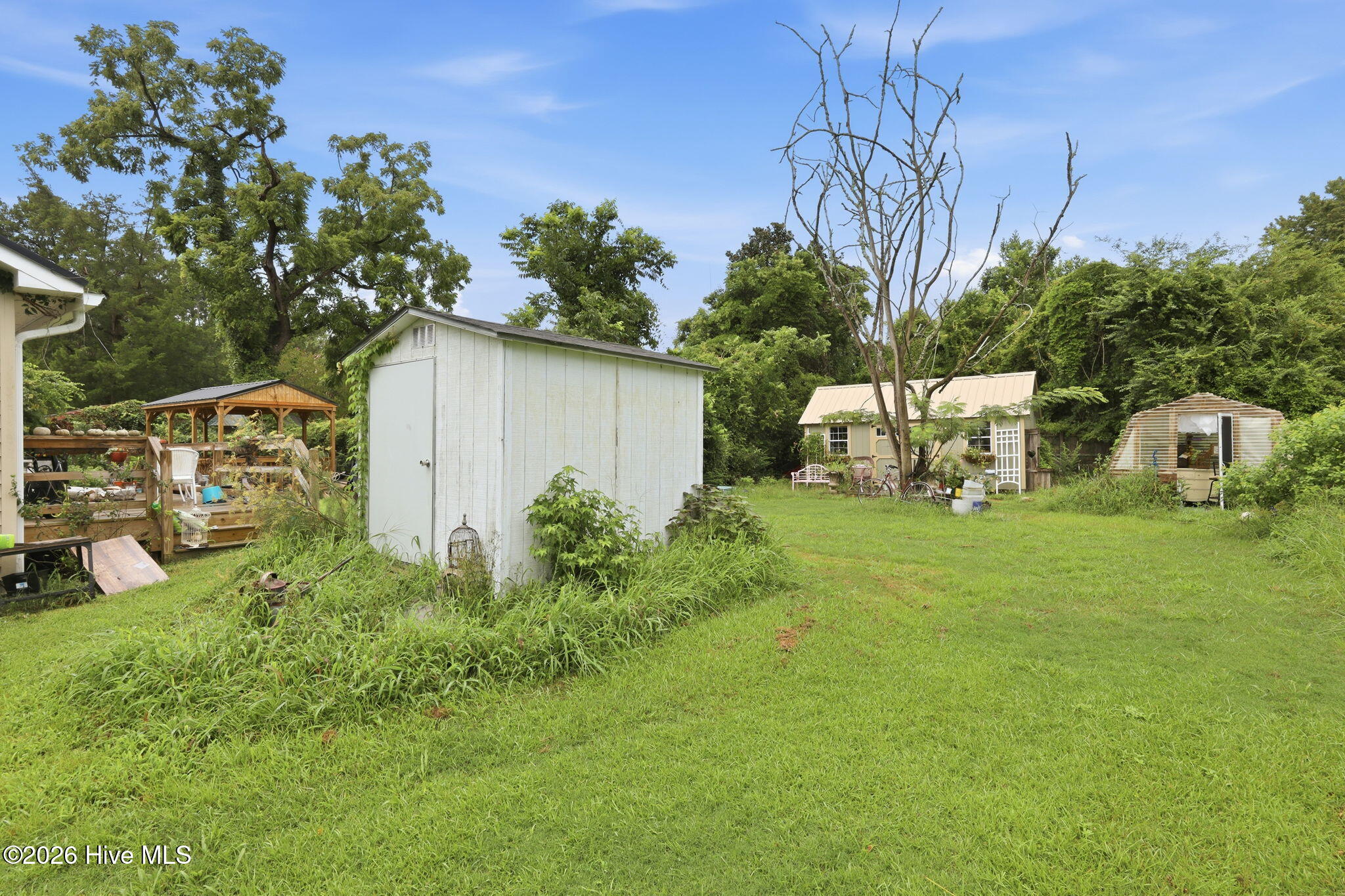 main property photo 34
