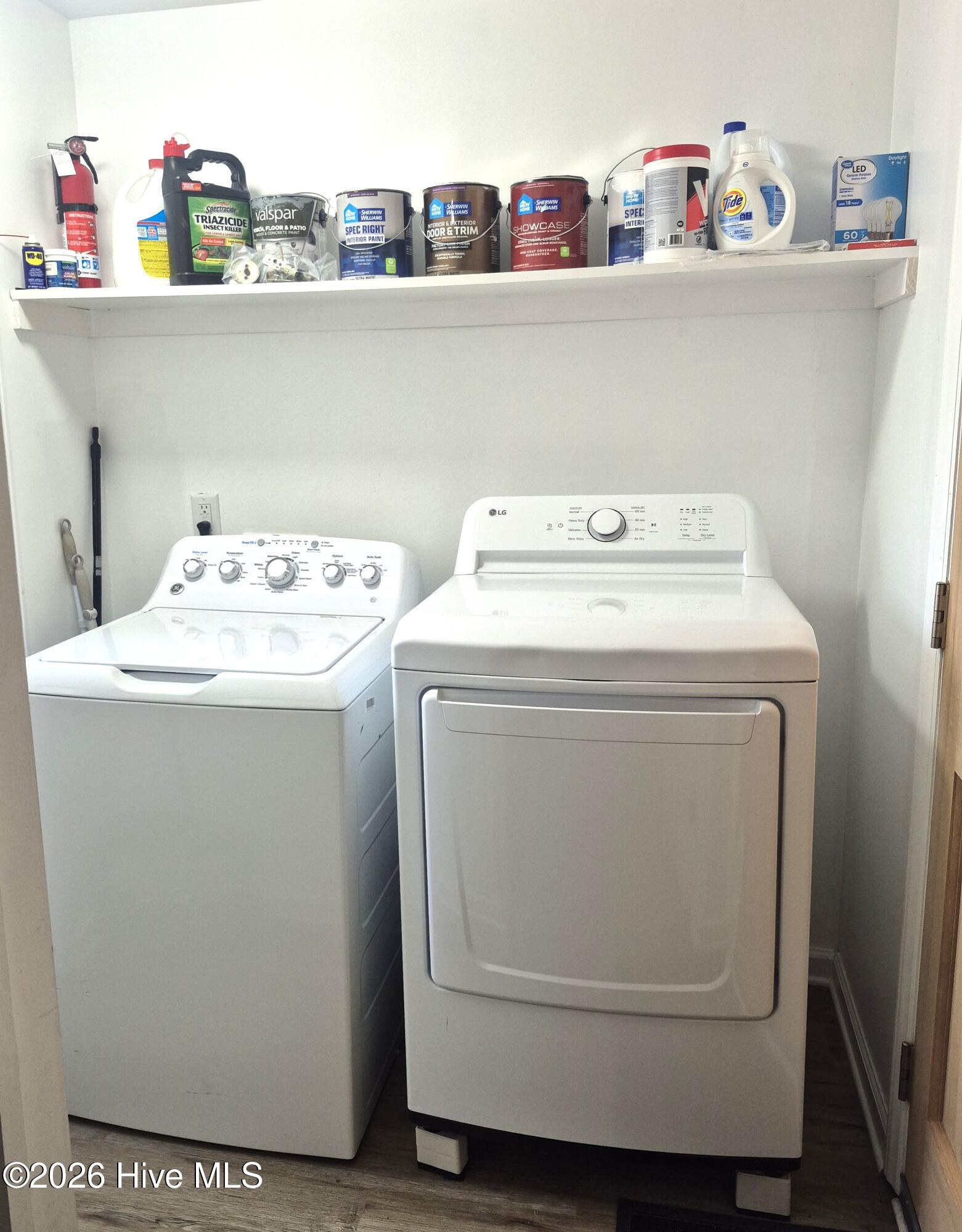 main property photo 7