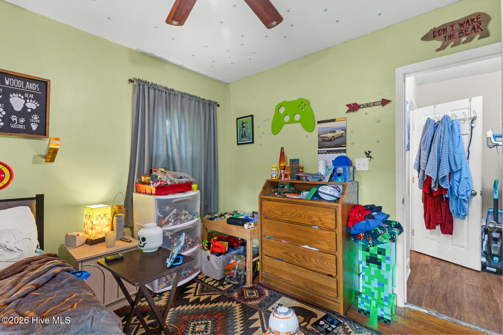 main property photo 17
