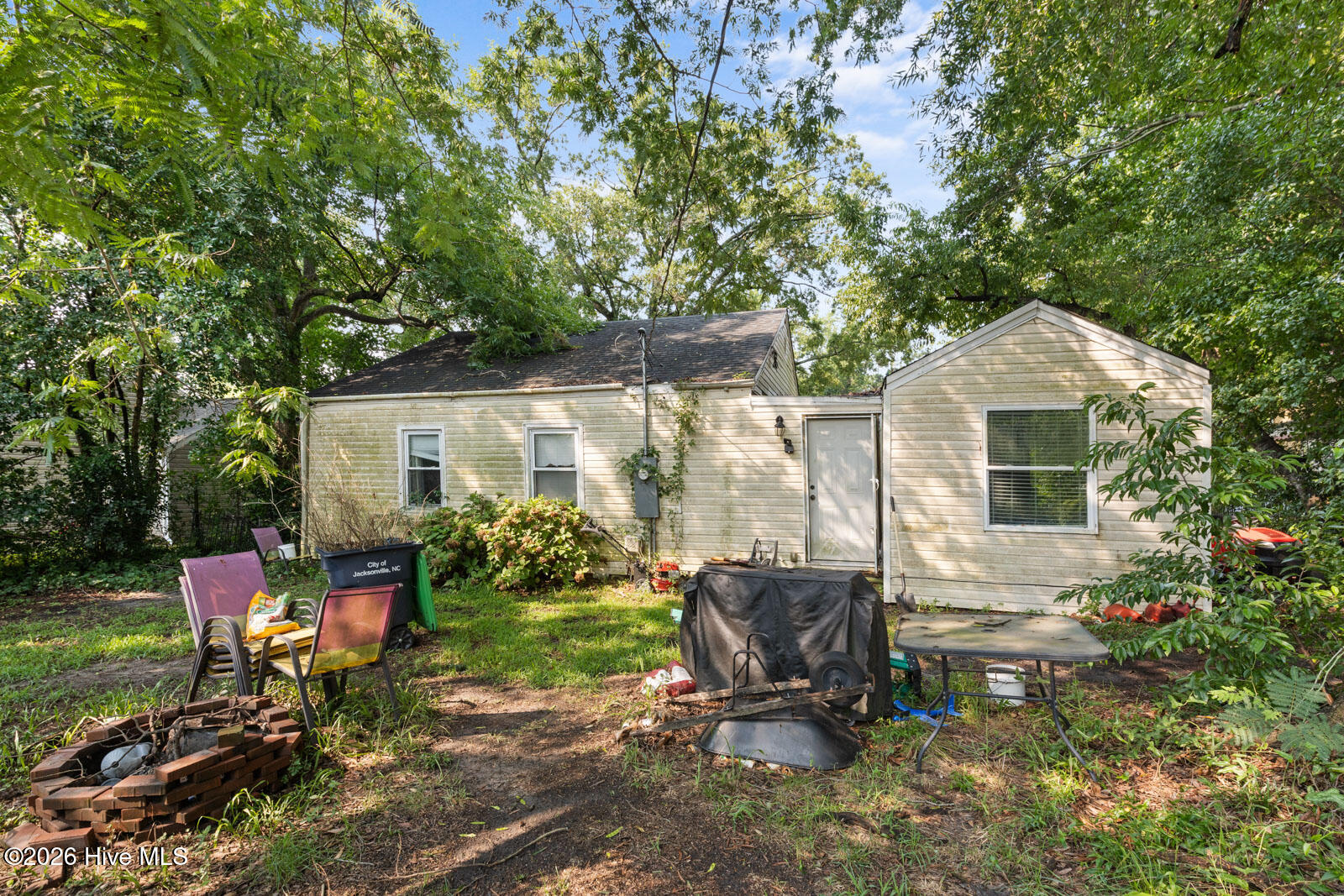main property photo 19