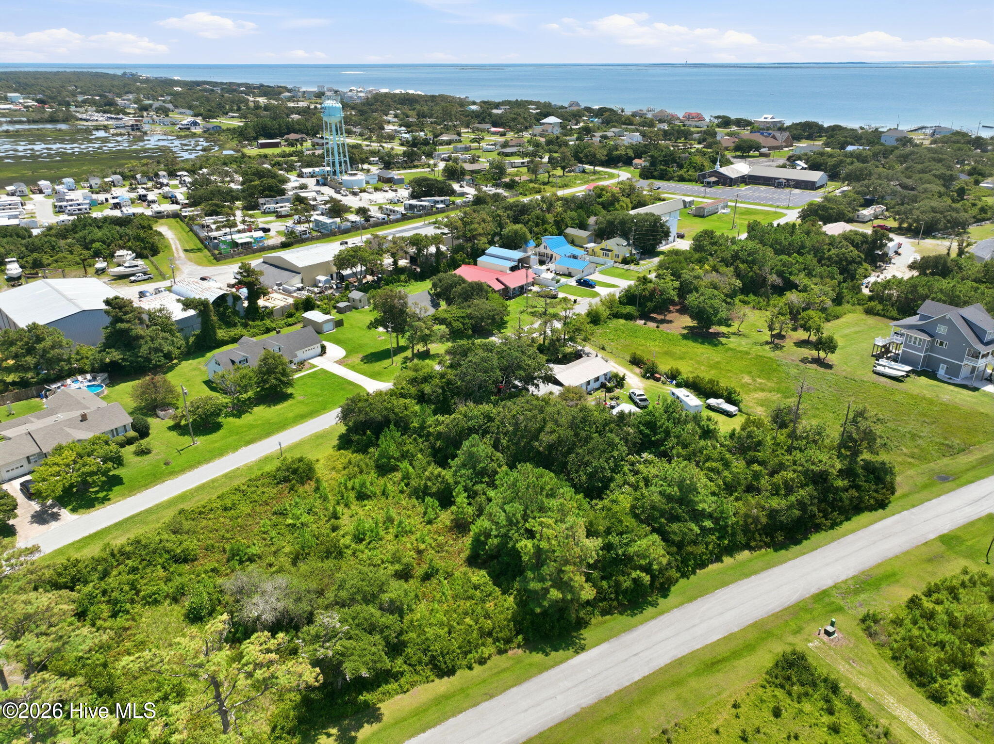main property photo 7
