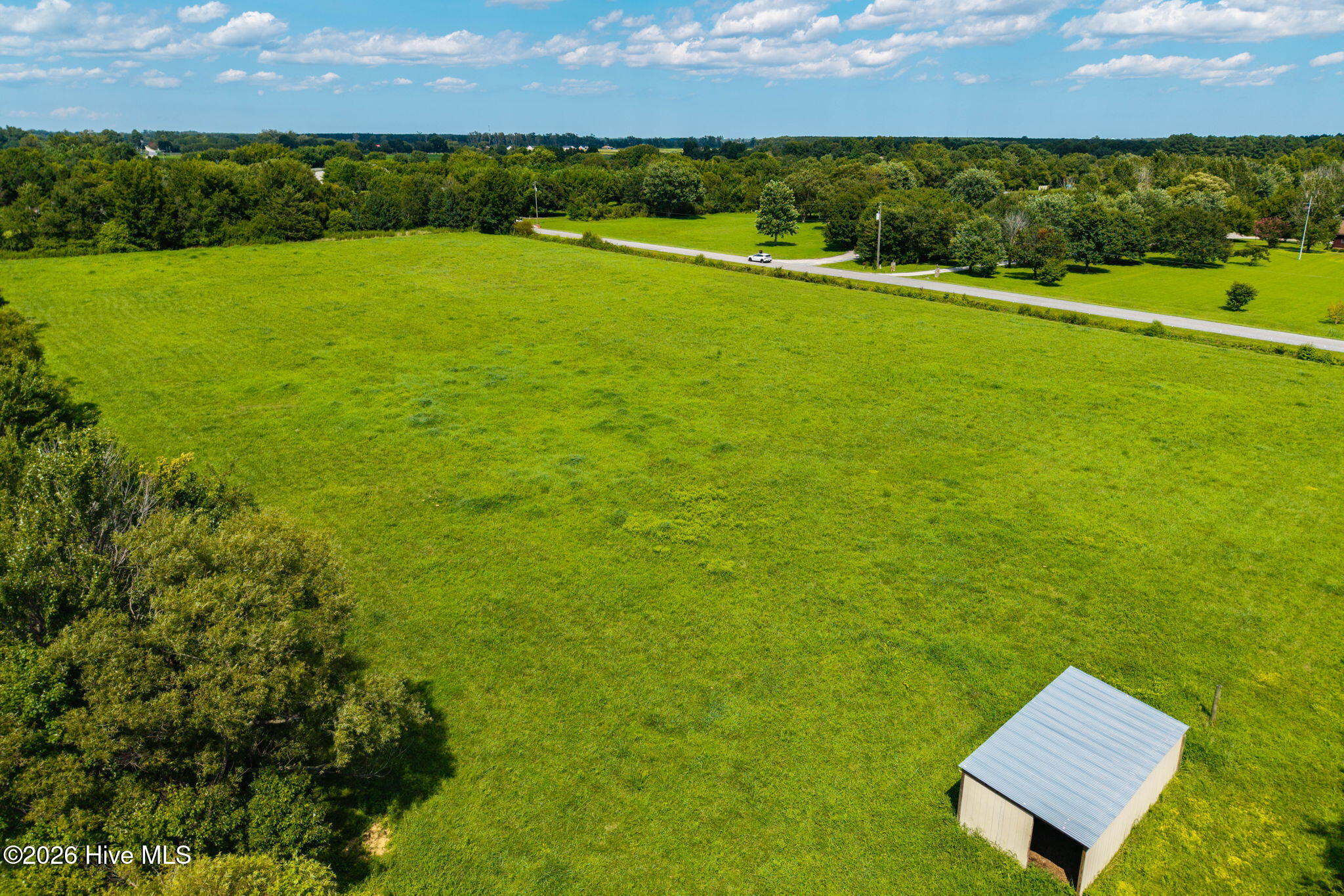 main property photo 40