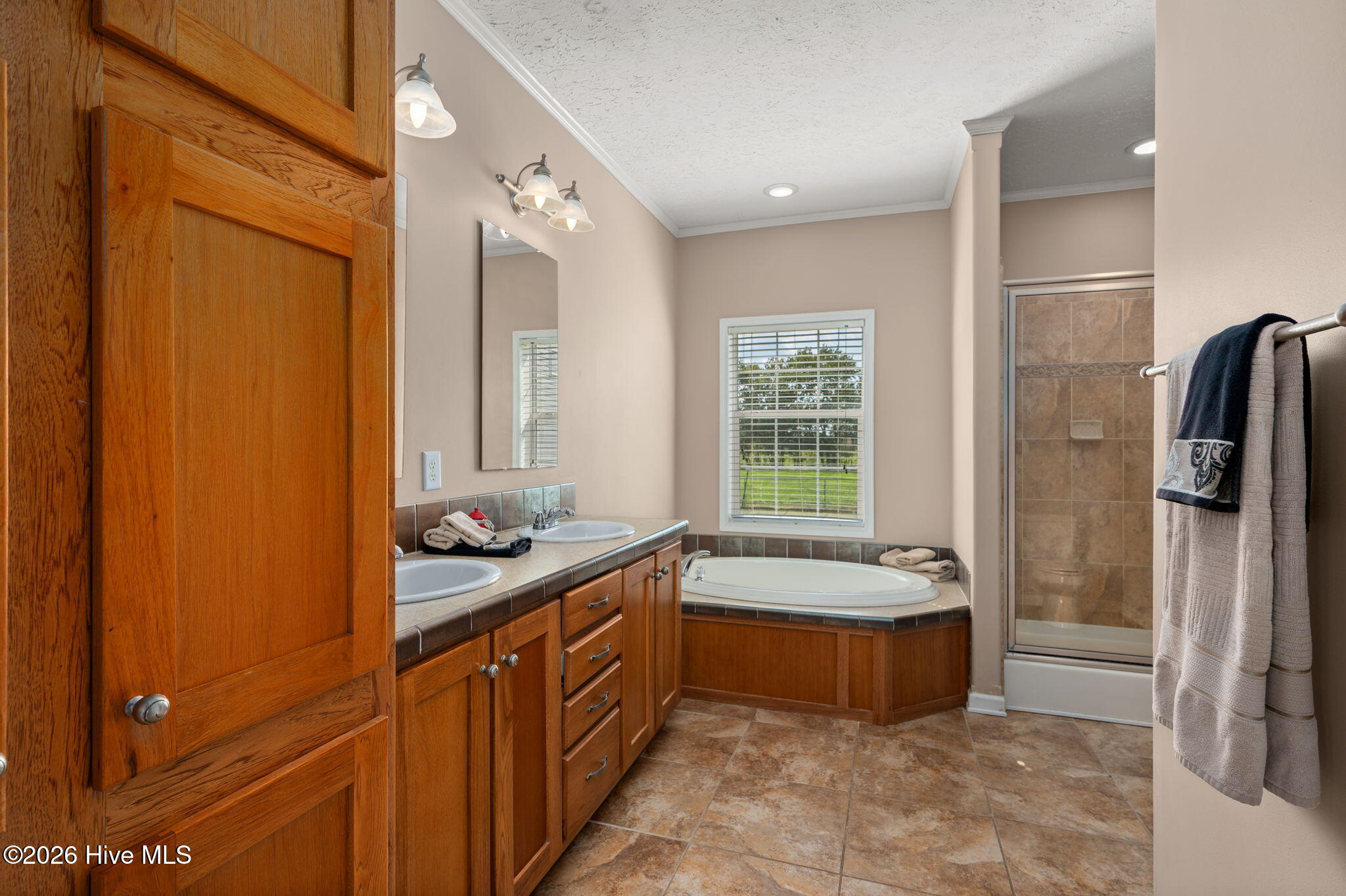 main property photo 77