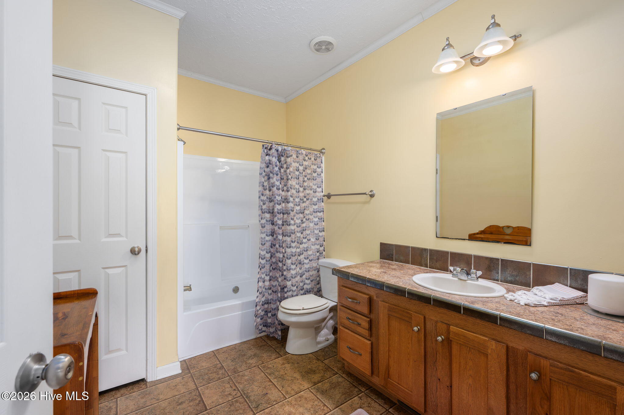 main property photo 83