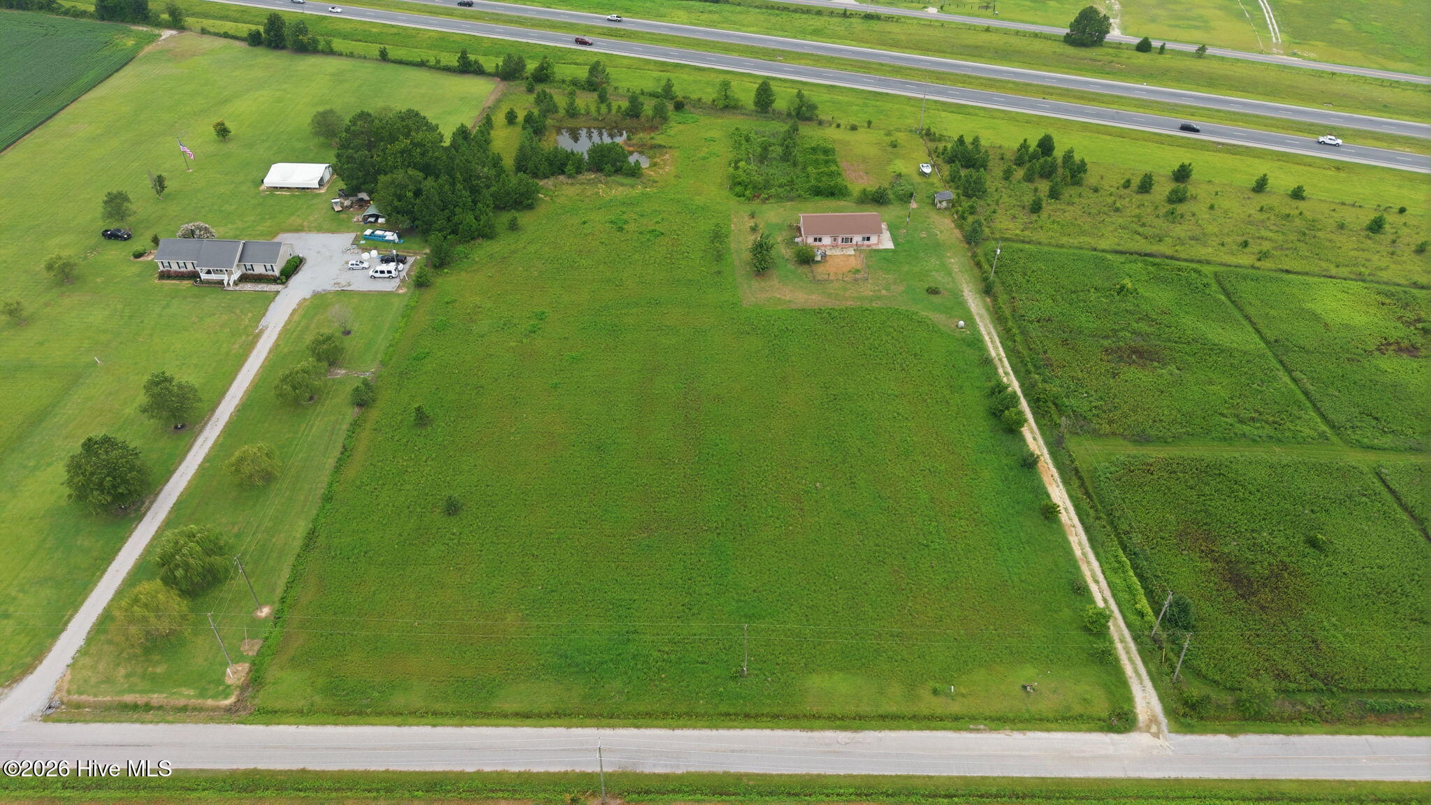 main property photo 10
