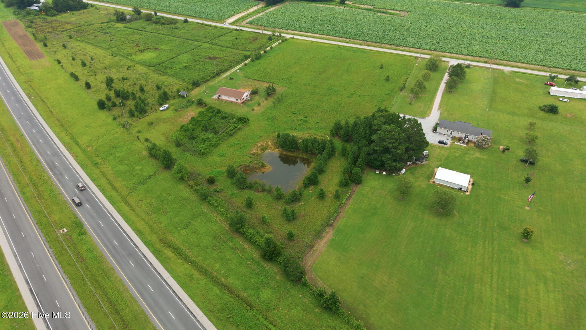 main property photo 13