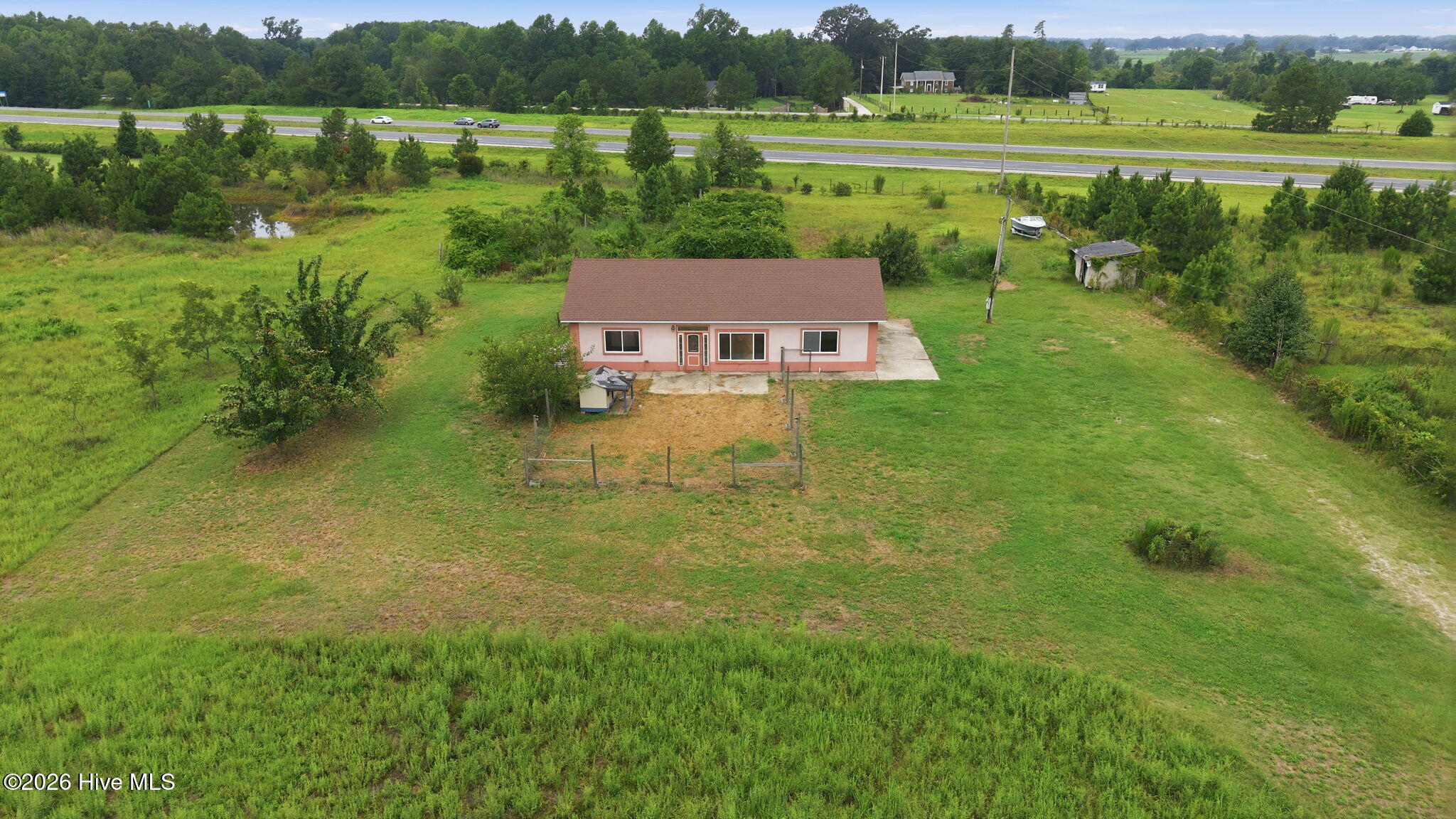 main property photo 3