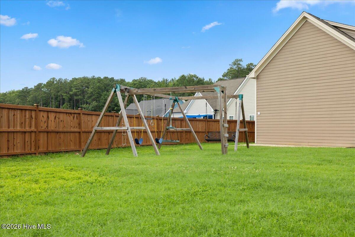 main property photo 67