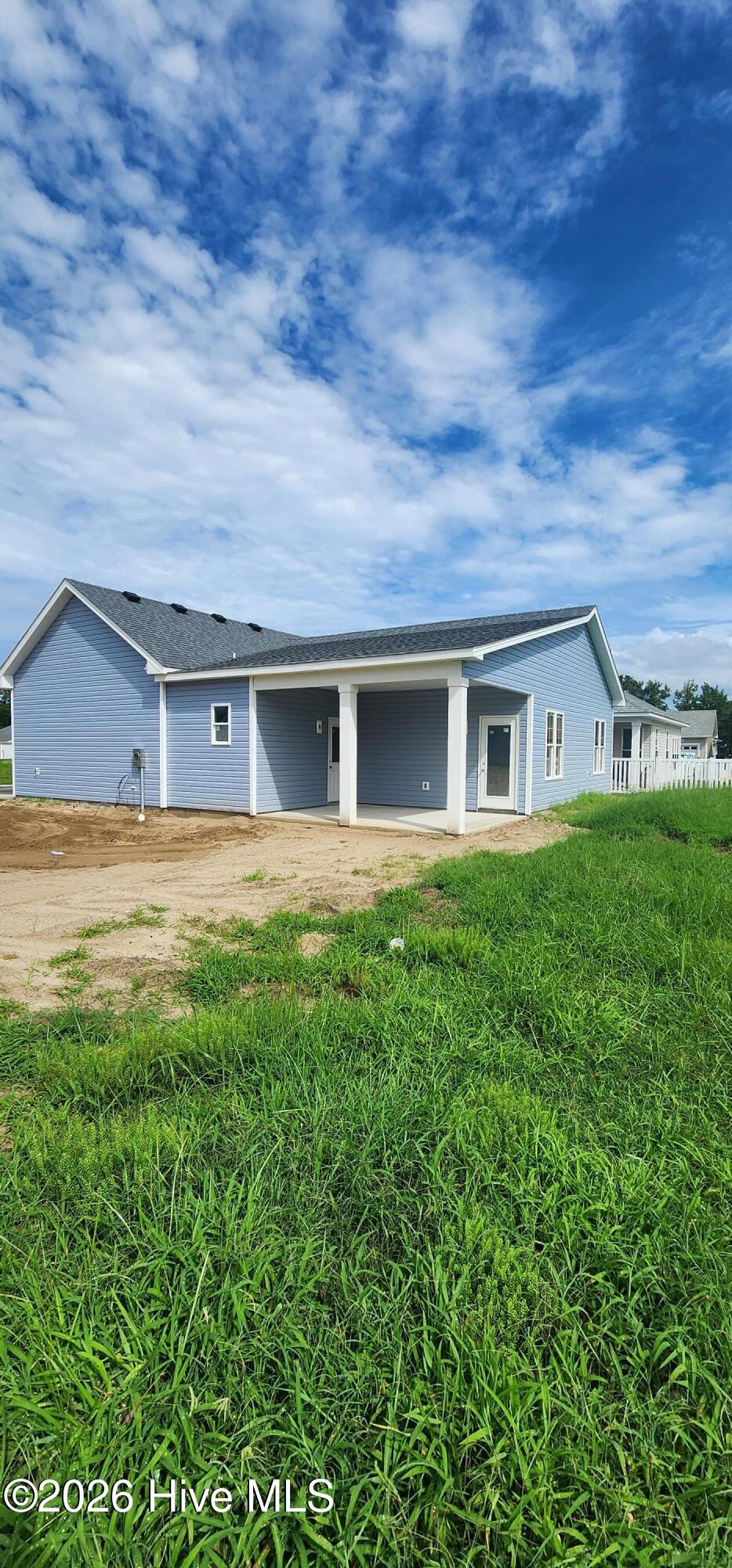 main property photo 17